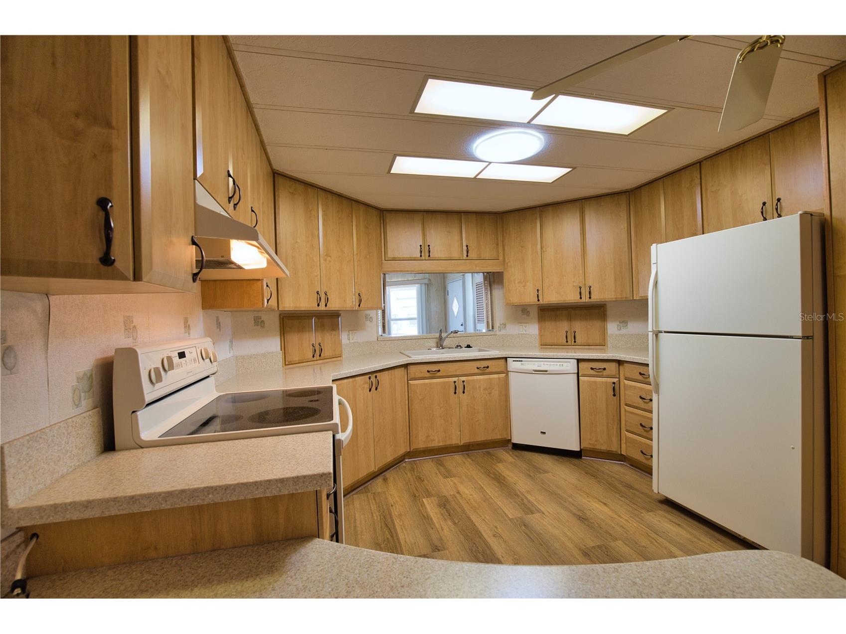 670 El Tango North Port FL 34287 TB8358993 image19