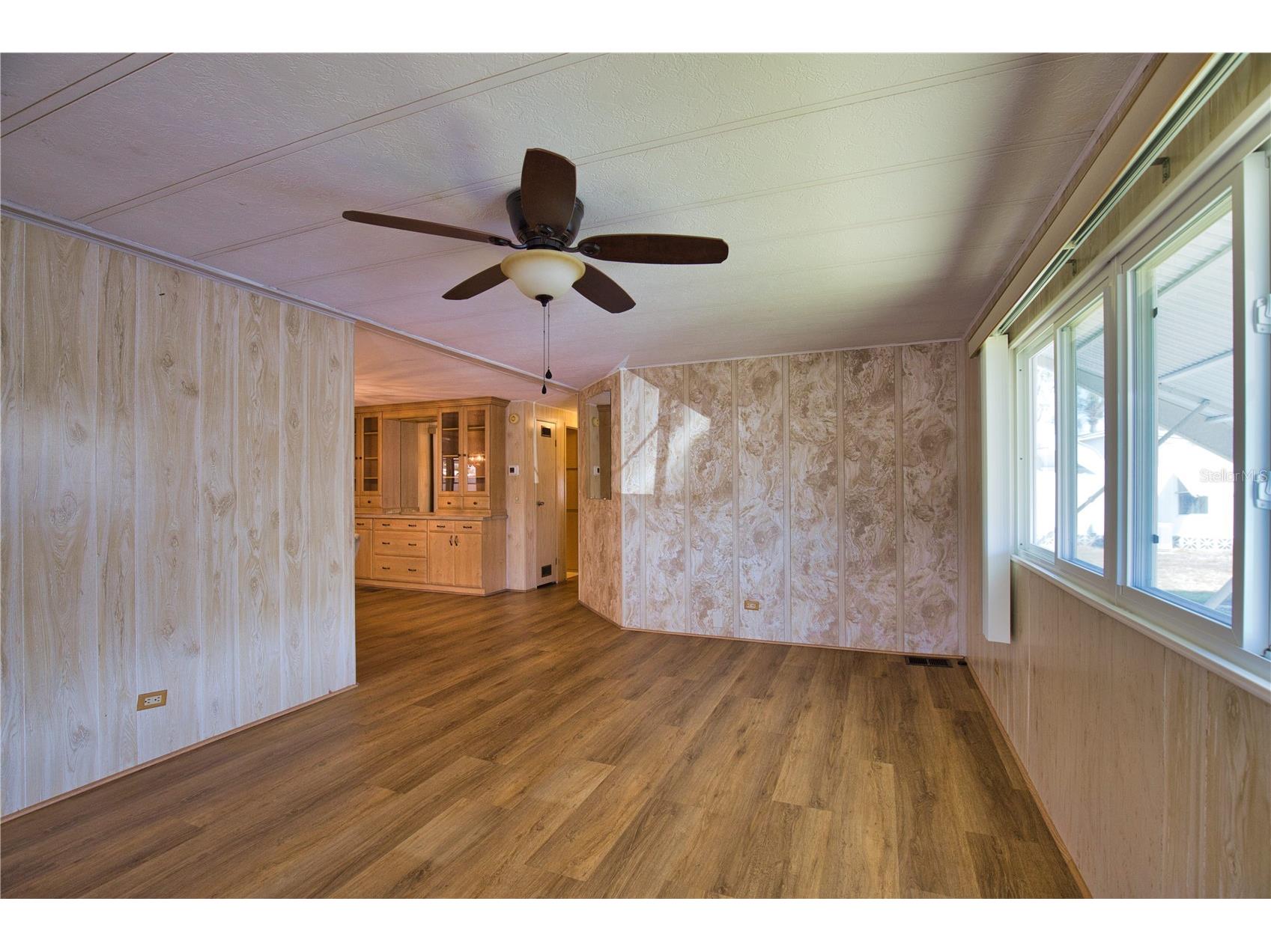670 El Tango North Port FL 34287 TB8358993 image23