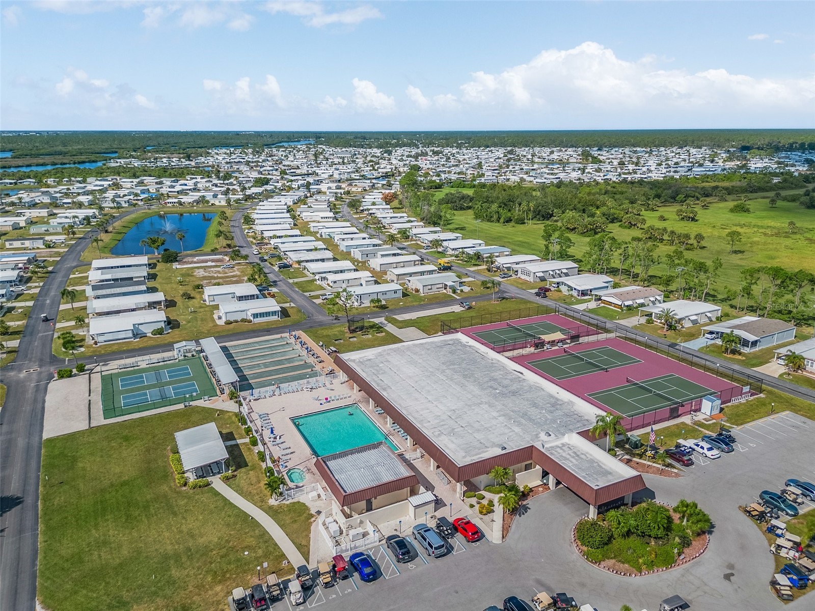 670 El Tango North Port FL 34287 TB8358993 image49