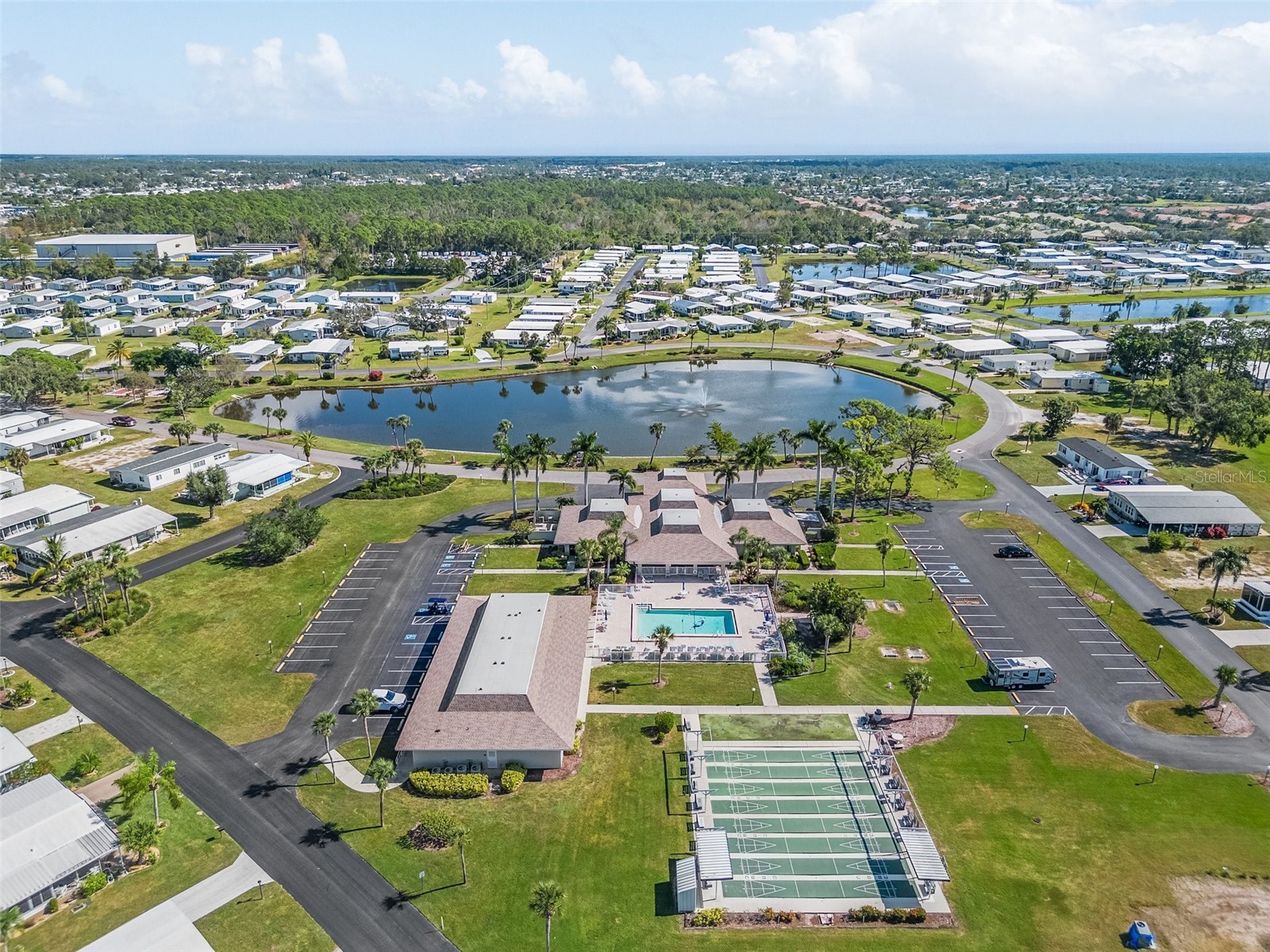 670 El Tango North Port FL 34287 TB8358993 image51