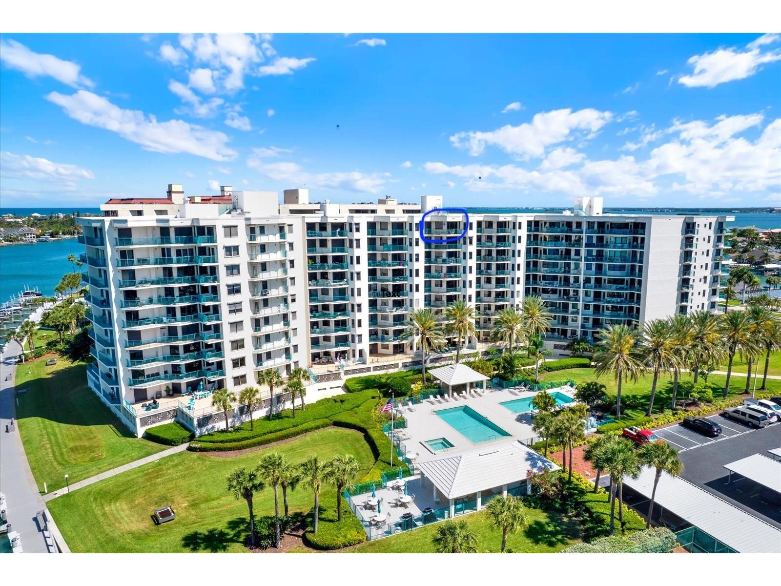 670 Island Way #1006 Clearwater Beach FL 33767 TB8491747 image1