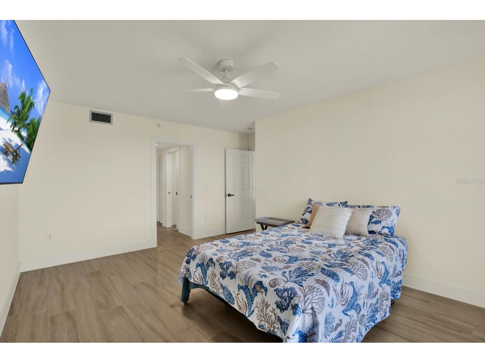 670 Island Way #1006 Clearwater Beach FL 33767 TB8491747 image13