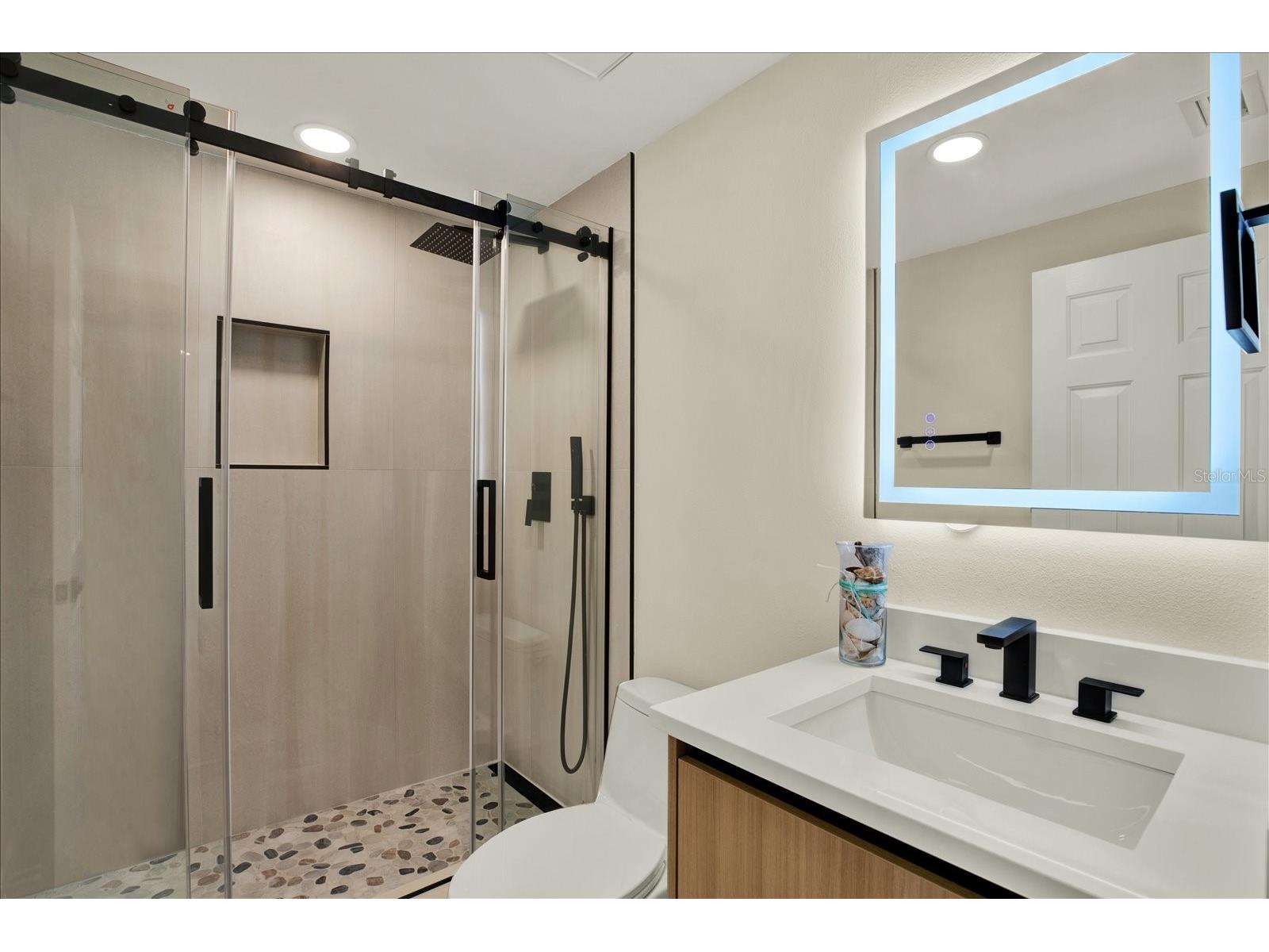 670 Island Way #1006 Clearwater Beach FL 33767 TB8491747 image18