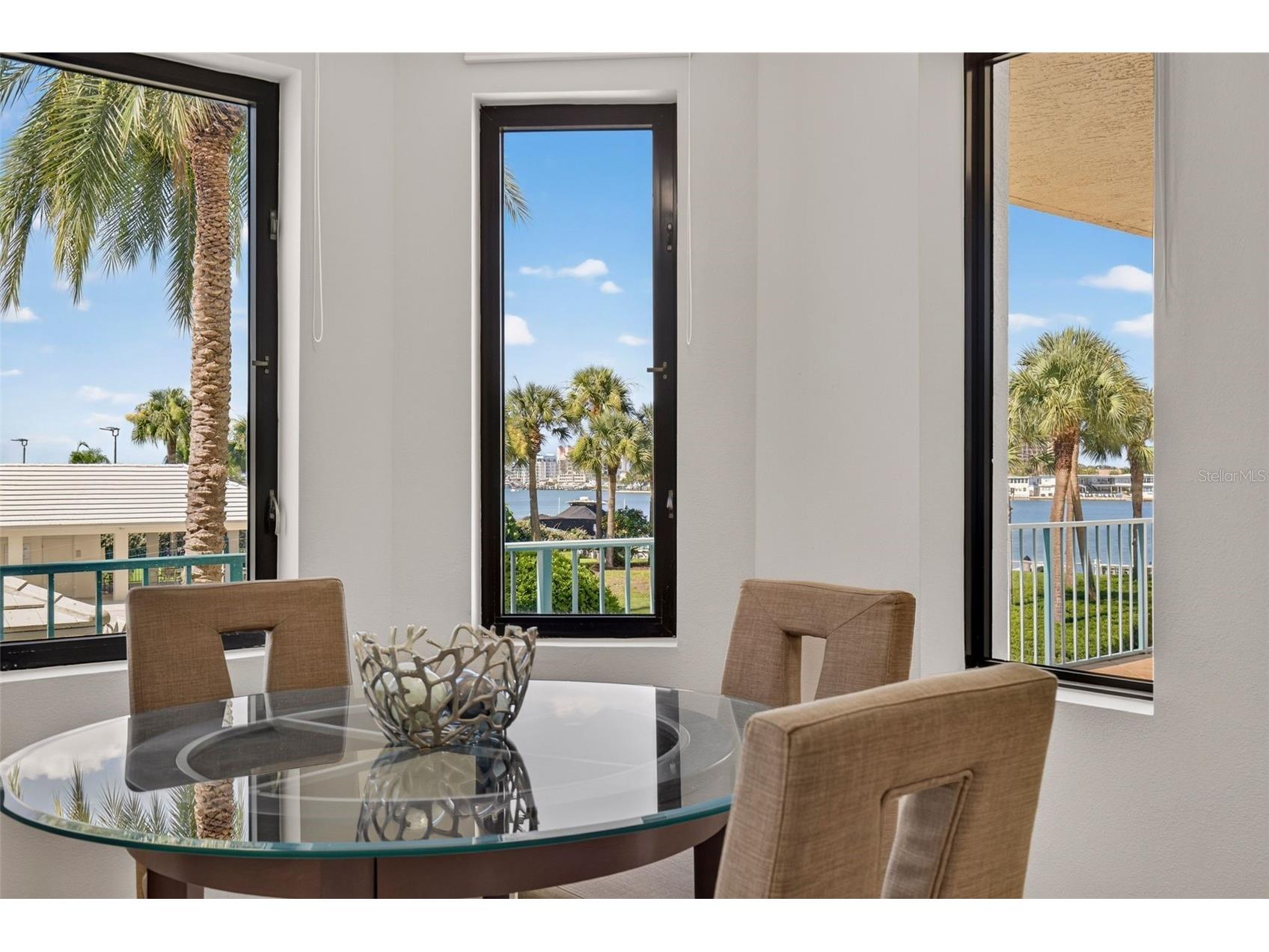 670 Island Way #207 Clearwater Beach FL 33767 - MANDALAY CHANNEL TB8511426 image3