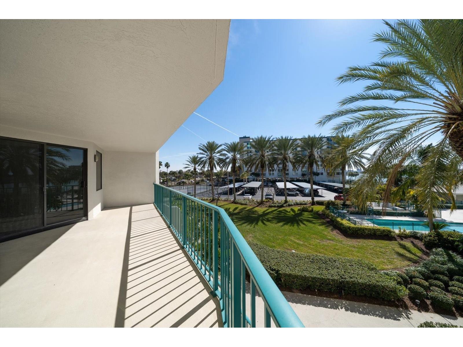 670 Island Way #304 Clearwater Beach FL 33767 TB8472962 image14