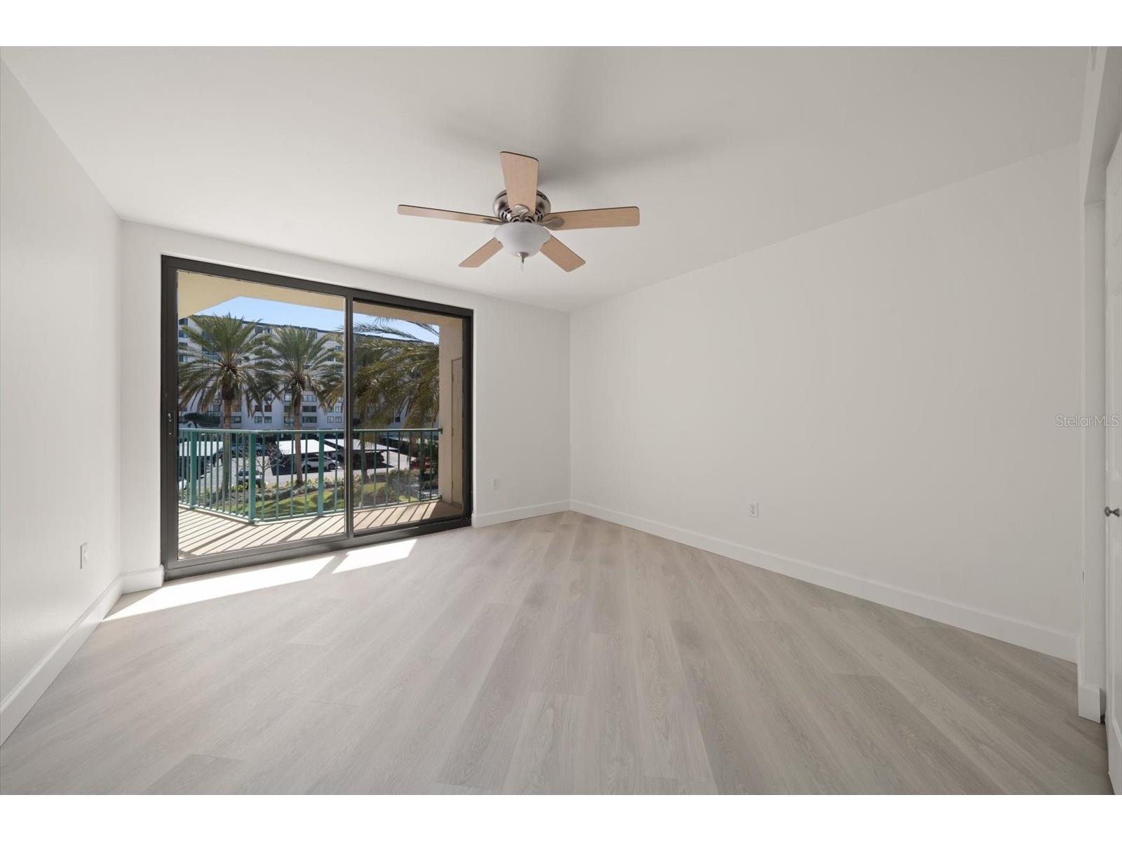 670 Island Way #304 Clearwater Beach FL 33767 TB8472962 image19