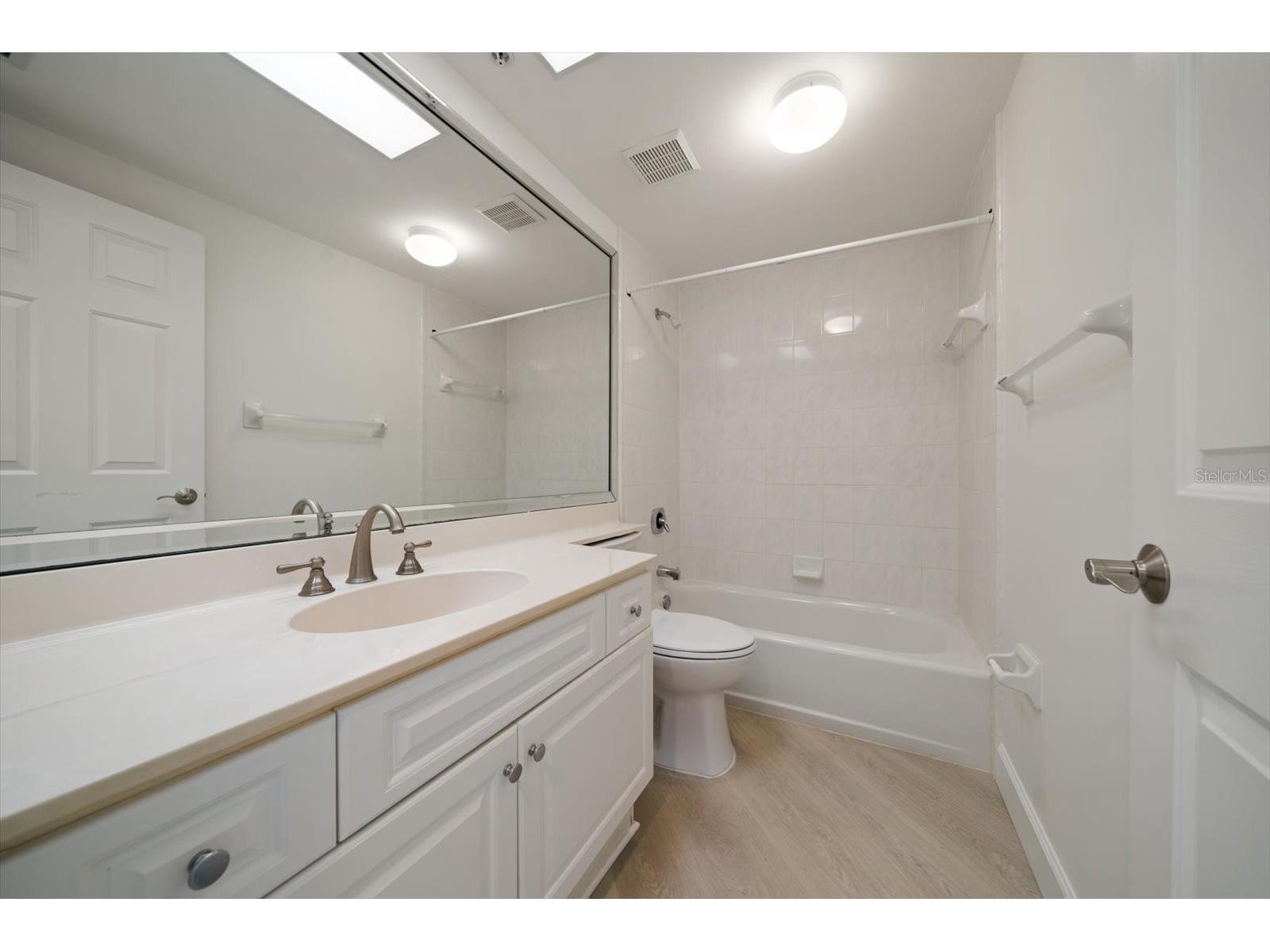 670 Island Way #304 Clearwater Beach FL 33767 TB8472962 image20