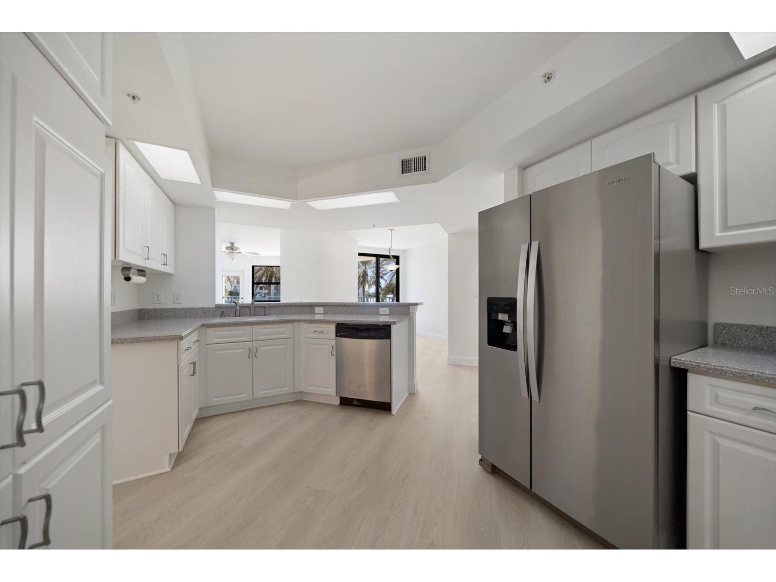 670 Island Way #304 Clearwater Beach FL 33767 TB8472962 image25
