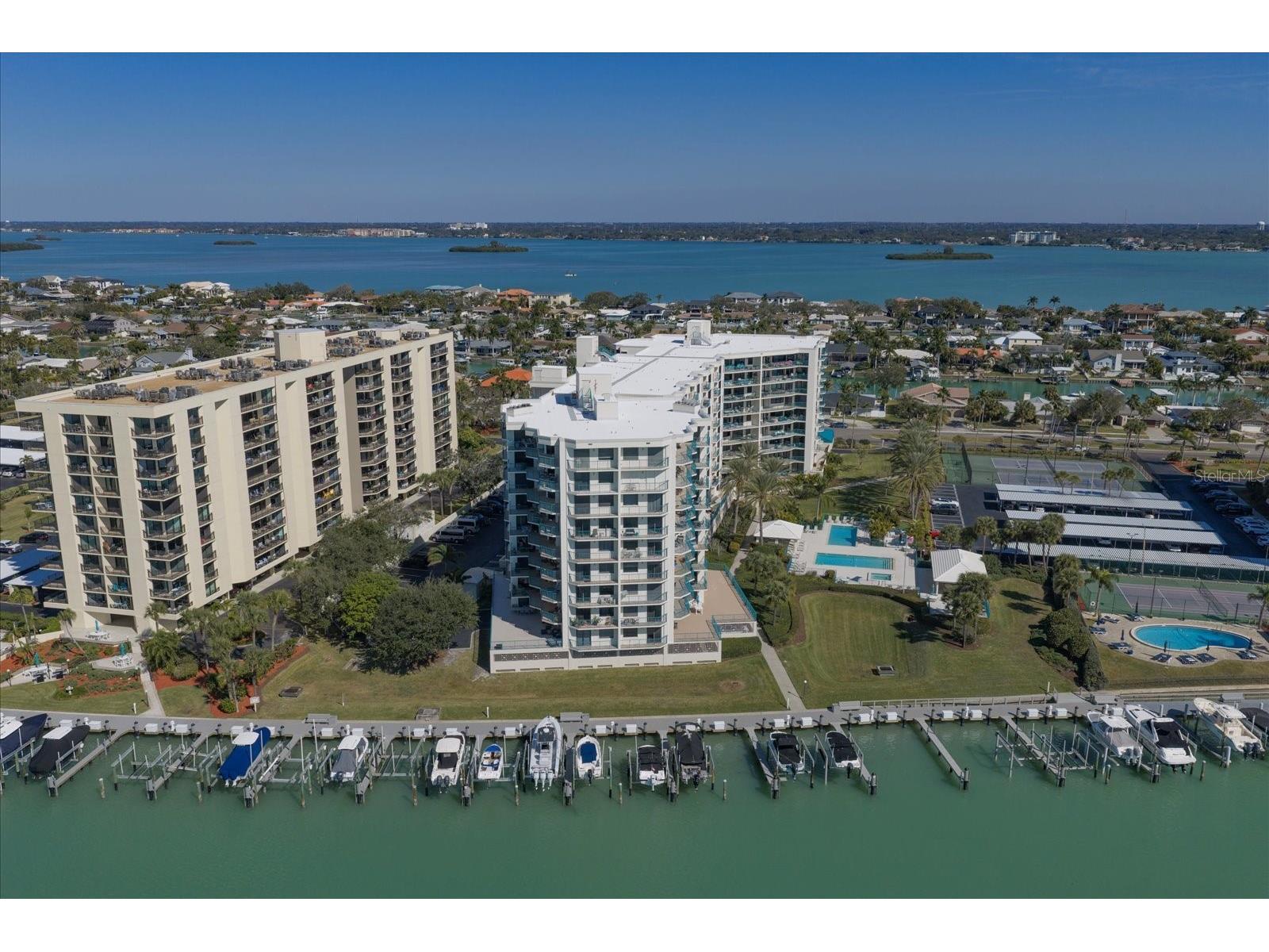 670 Island Way #304 Clearwater Beach FL 33767 TB8472962 image3