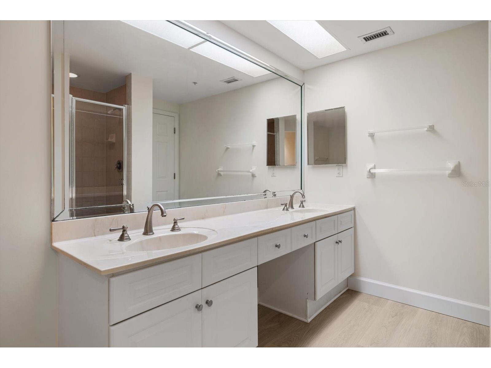 670 Island Way #304 Clearwater Beach FL 33767 TB8472962 image43