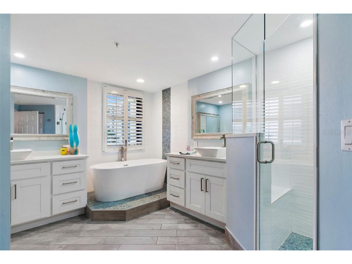 670 Island Way #500 Clearwater Beach FL 33767 - MANDALAY CHANNEL INTERCOASTAL TB8448613 image16