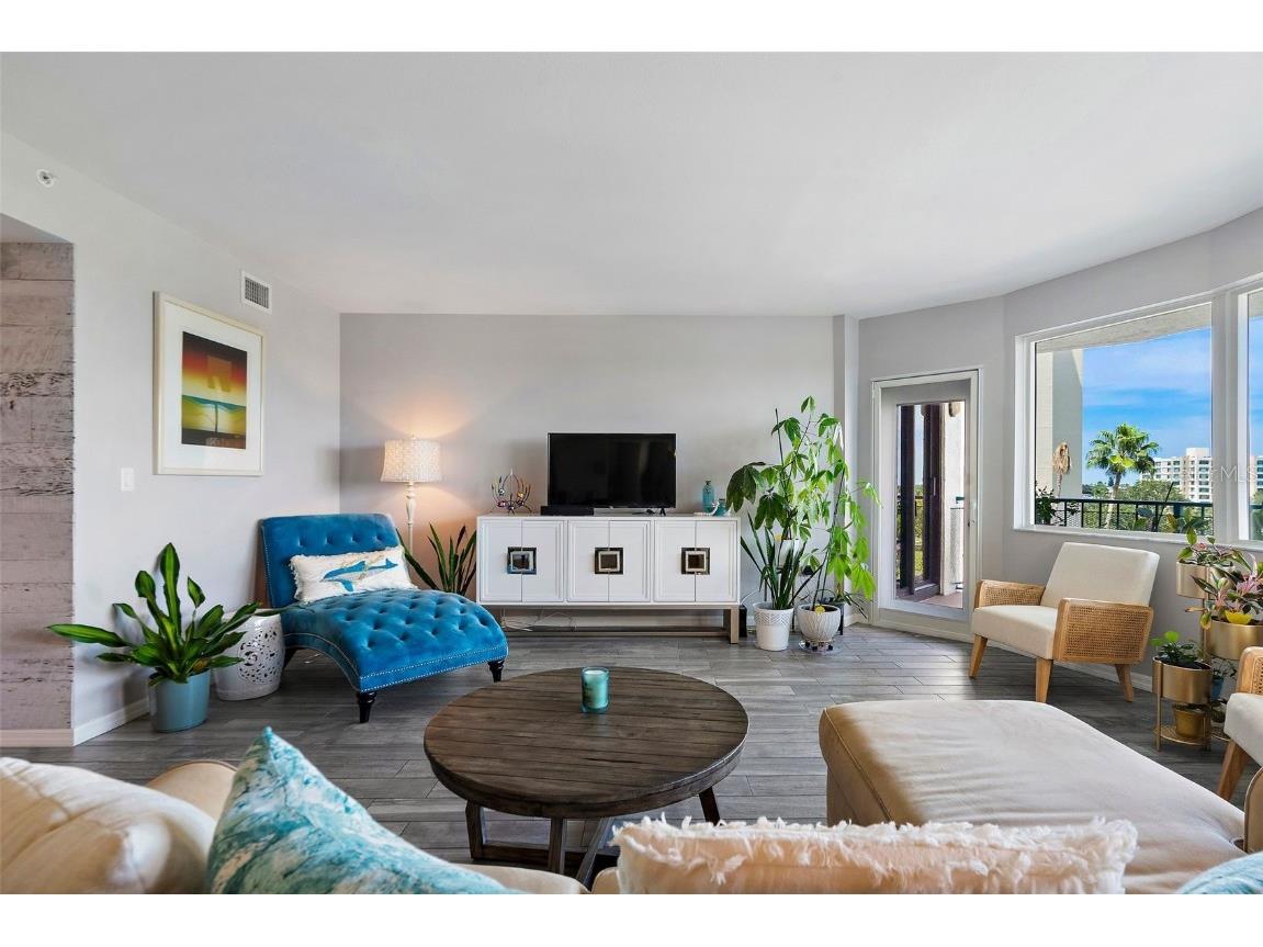 670 Island Way #500 Clearwater Beach FL 33767 - MANDALAY CHANNEL INTERCOASTAL TB8448613 image6