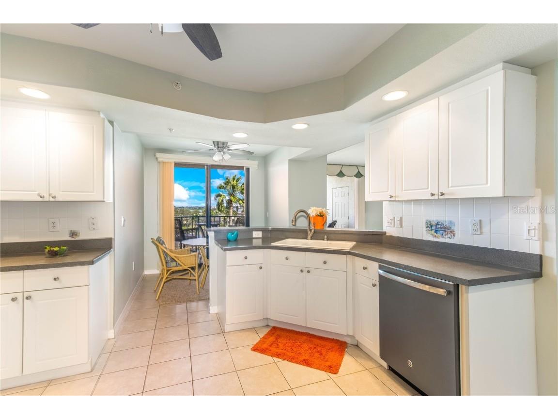 670 Island Way #501 Clearwater Beach FL 33767 - GULF OF AMERICA INTRACOASTAL TB8427457 image34