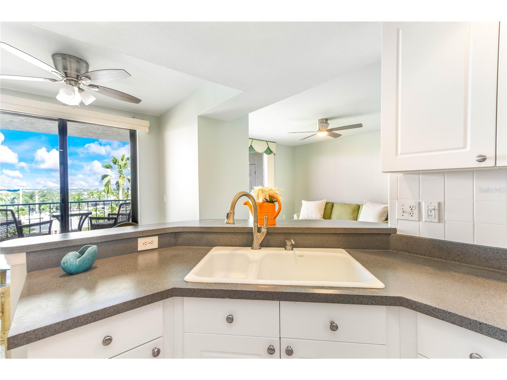 670 Island Way #501 Clearwater Beach FL 33767 TB8498261 image18