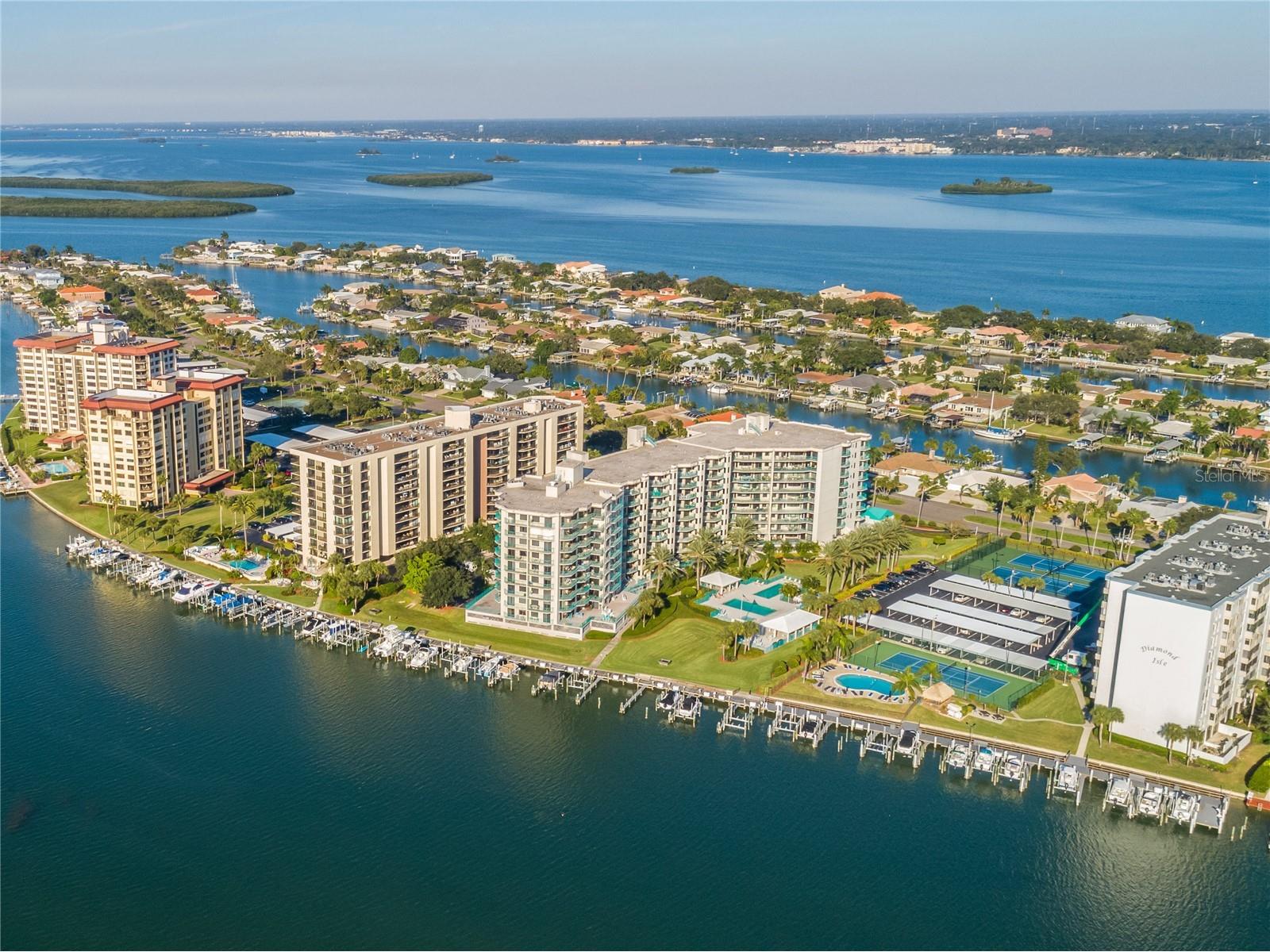 670 Island Way #501 Clearwater Beach FL 33767 TB8498261 image2