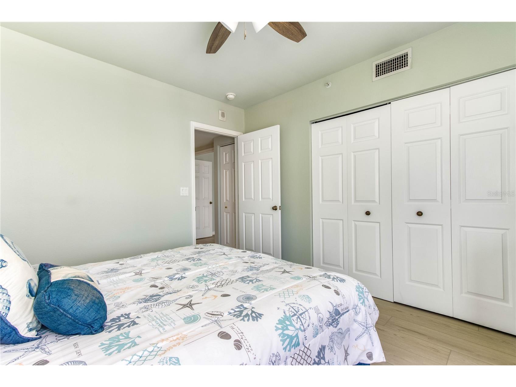 670 Island Way #501 Clearwater Beach FL 33767 TB8498261 image27