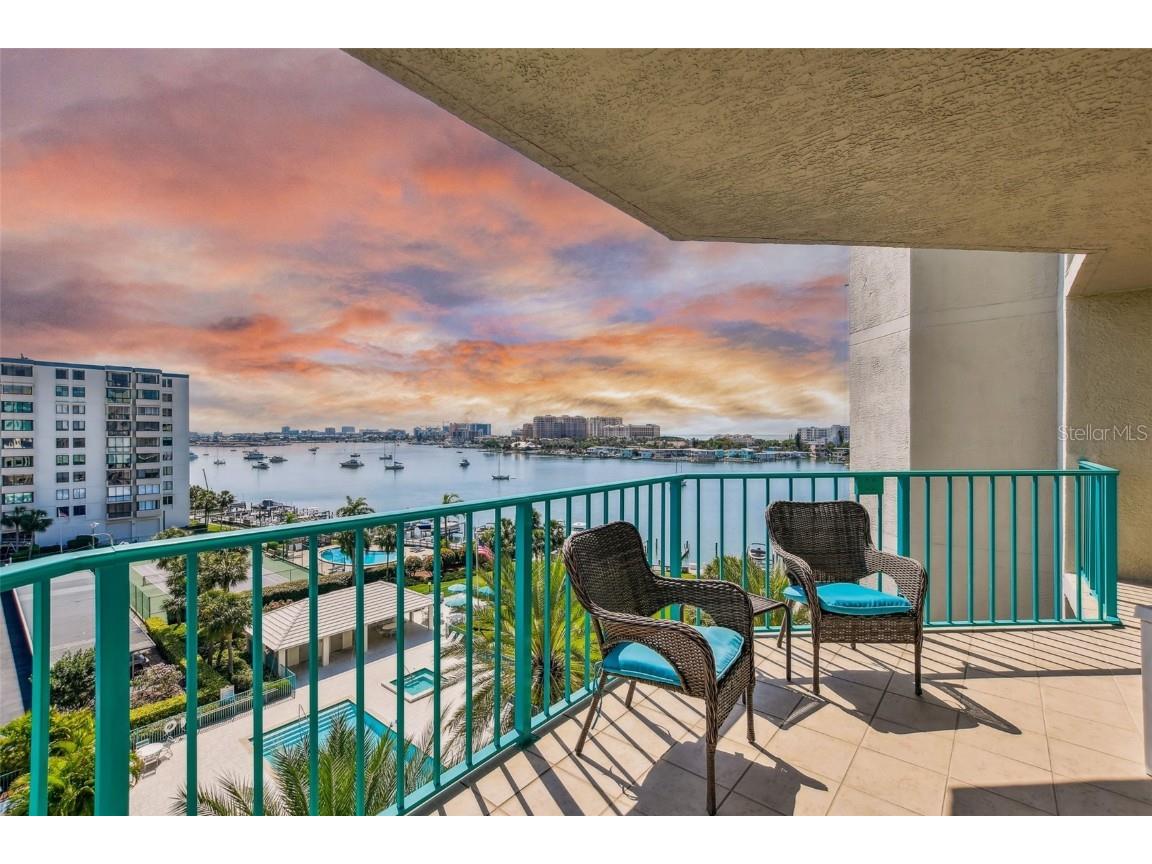 670 Island Way #706 Clearwater FL 33767 - MANDALAY CHANNEL U8193711 image1