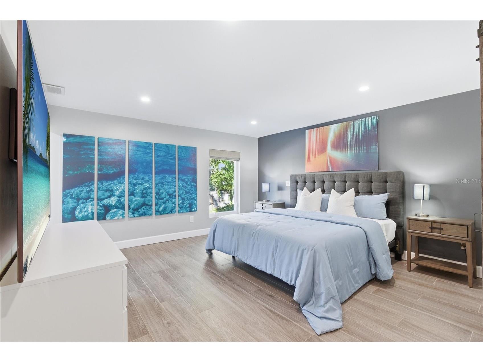 670 Sunset Drive S Saint Petersburg FL 33707 TB8474732 image23