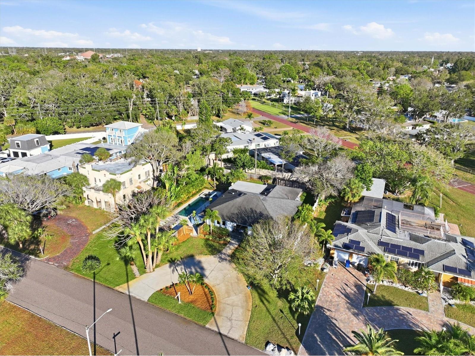 670 Sunset Drive S Saint Petersburg FL 33707 TB8474732 image61
