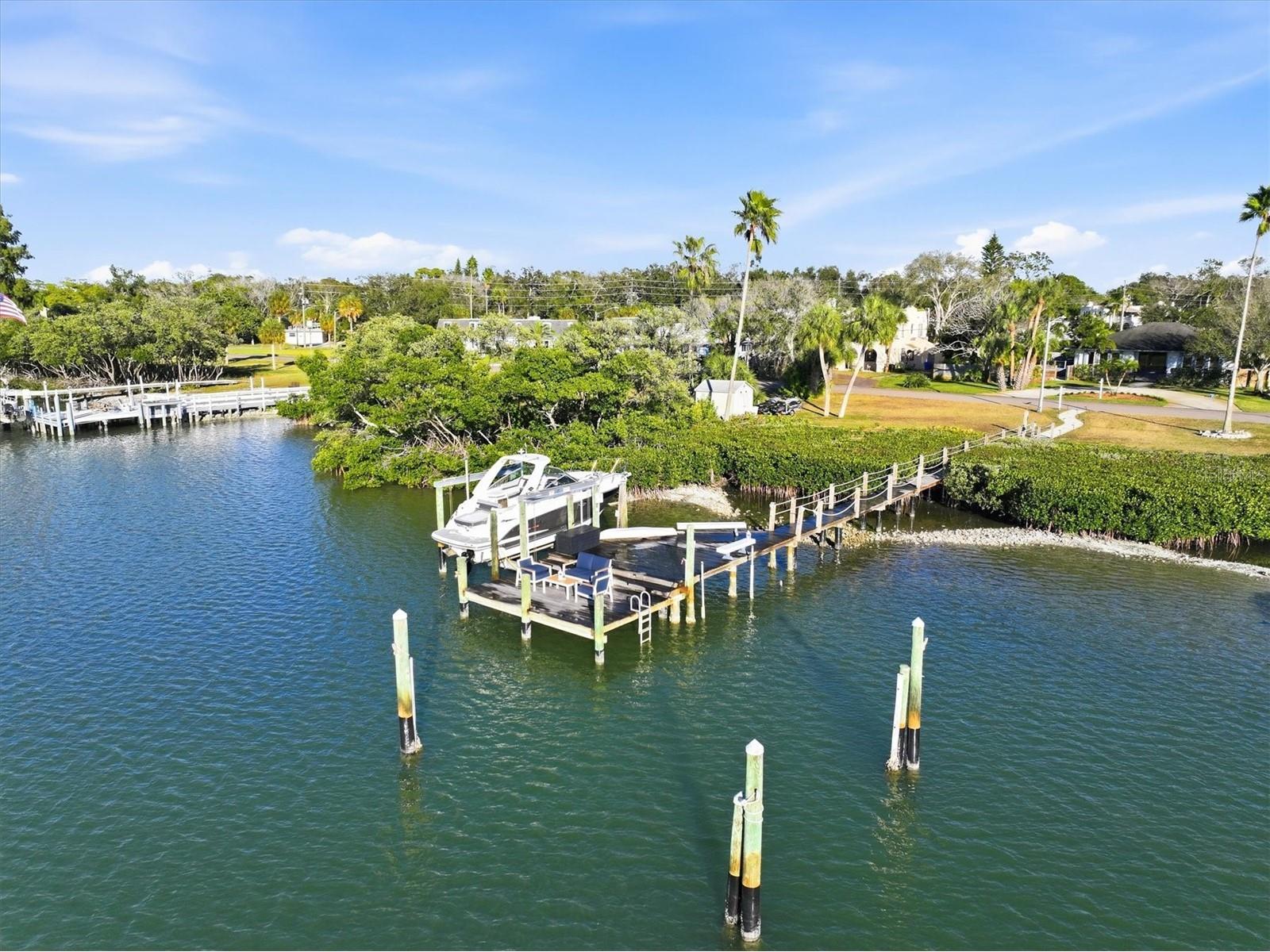 670 Sunset Drive S Saint Petersburg FL 33707 TB8474732 image64