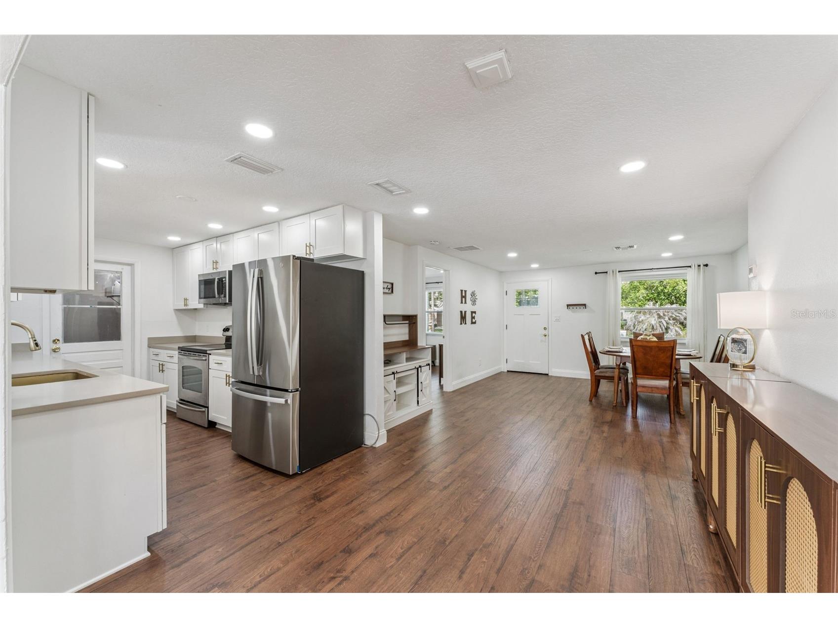 670 Vincent Drive Mount Dora FL 32757 O6410331 image2