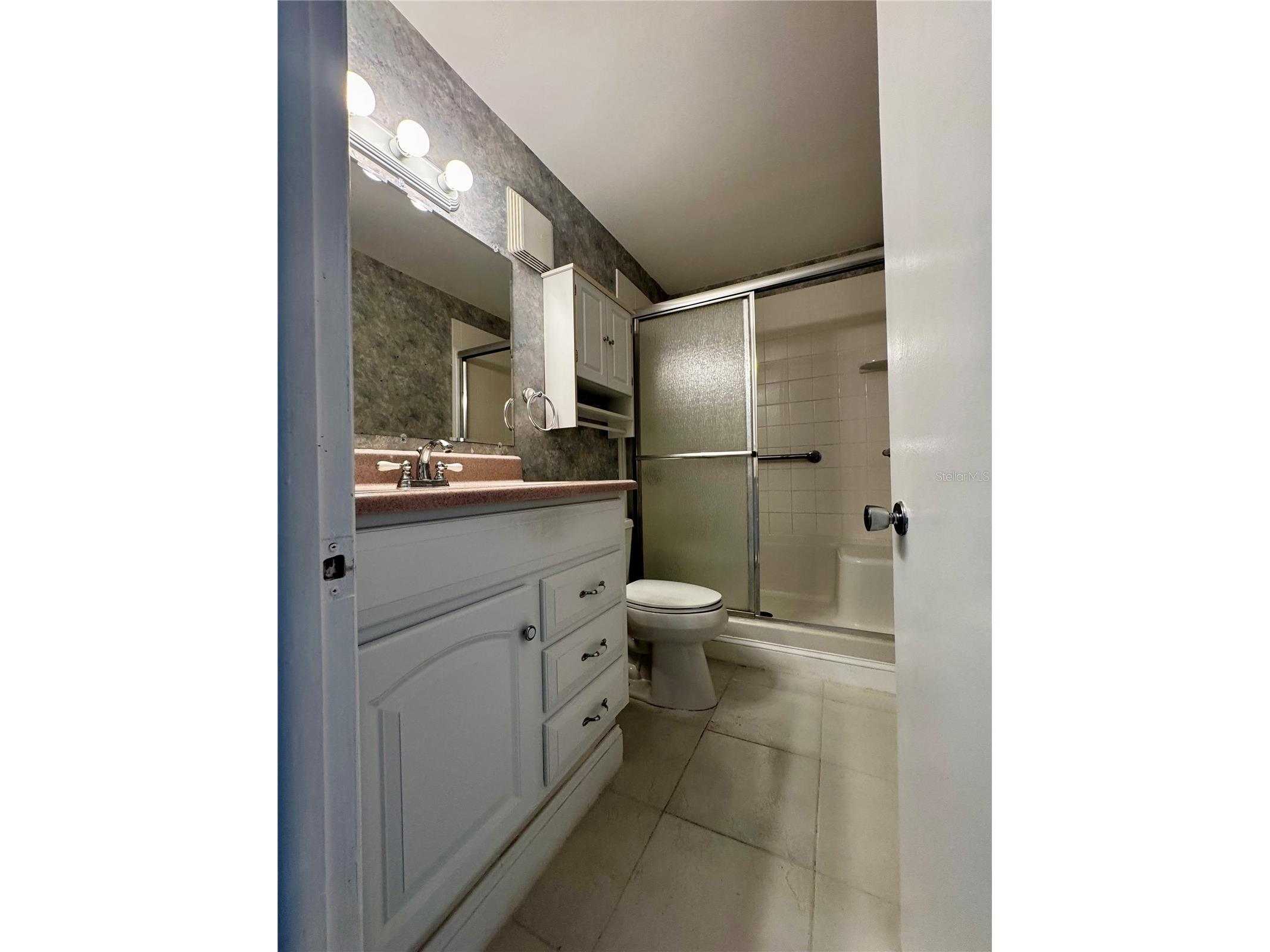 6700 1st Avenue S #103 Saint Petersburg FL 33707 TB8525956 image9