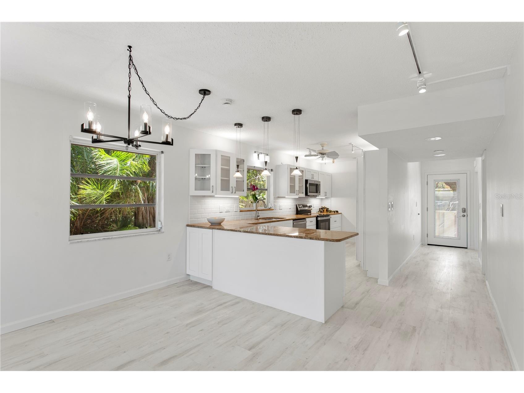 6700 Gulf Of Mexico Drive #117 Longboat Key FL 34228 - BISHOP'S BAYOU A4687787 image18