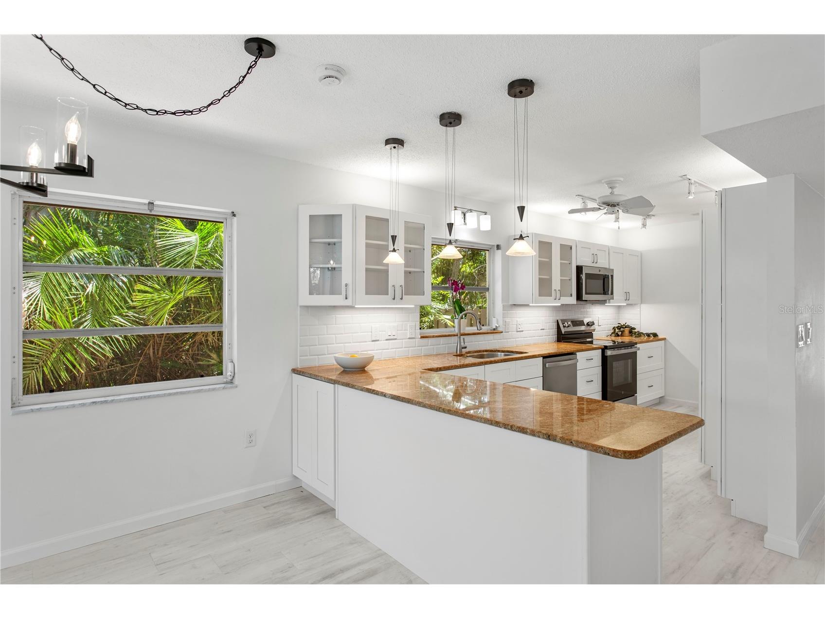 6700 Gulf Of Mexico Drive #117 Longboat Key FL 34228 - BISHOP'S BAYOU A4687787 image20