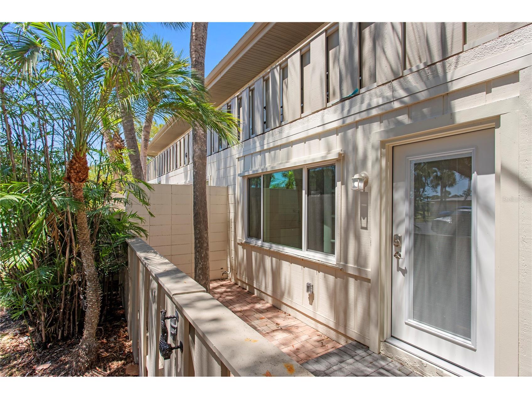 6700 Gulf Of Mexico Drive #117 Longboat Key FL 34228 - BISHOP'S BAYOU A4687787 image3