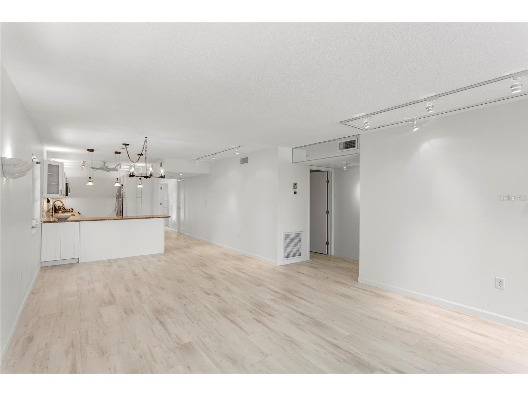 6700 Gulf Of Mexico Drive #117 Longboat Key FL 34228 - BISHOP'S BAYOU A4687787 image30