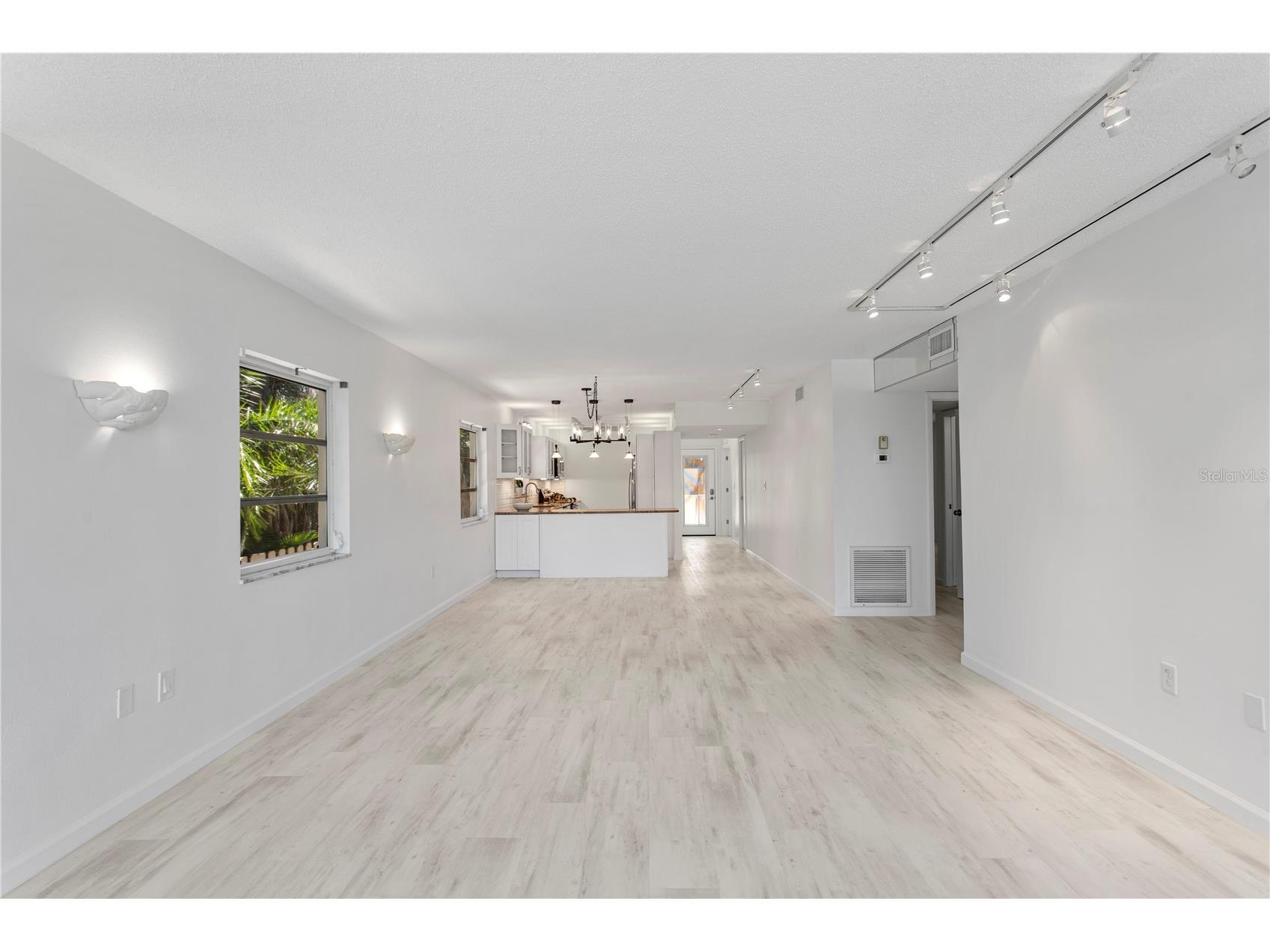 6700 Gulf Of Mexico Drive #117 Longboat Key FL 34228 - BISHOP'S BAYOU A4687787 image31