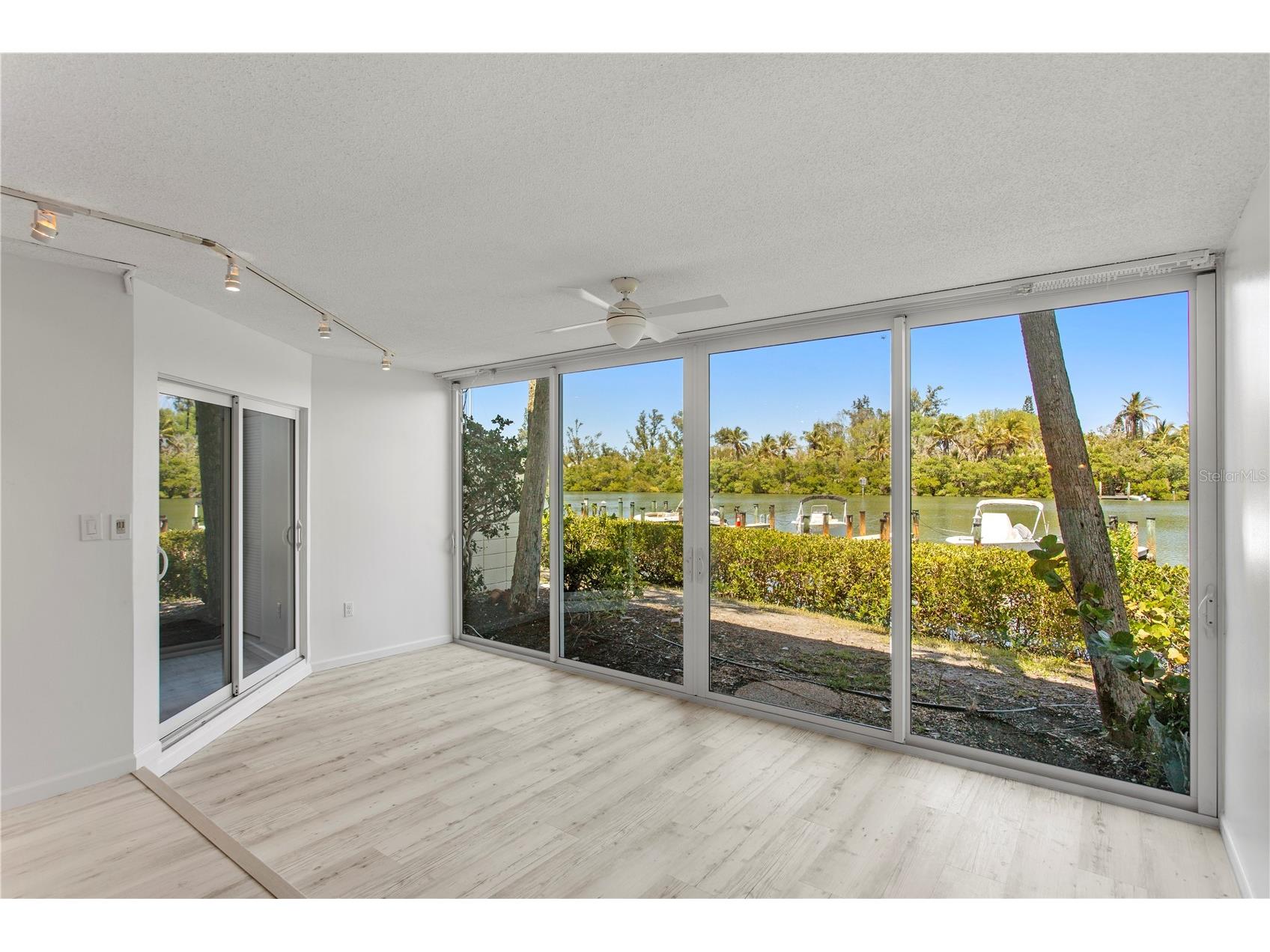 6700 Gulf Of Mexico Drive #117 Longboat Key FL 34228 - BISHOP'S BAYOU A4687787 image32