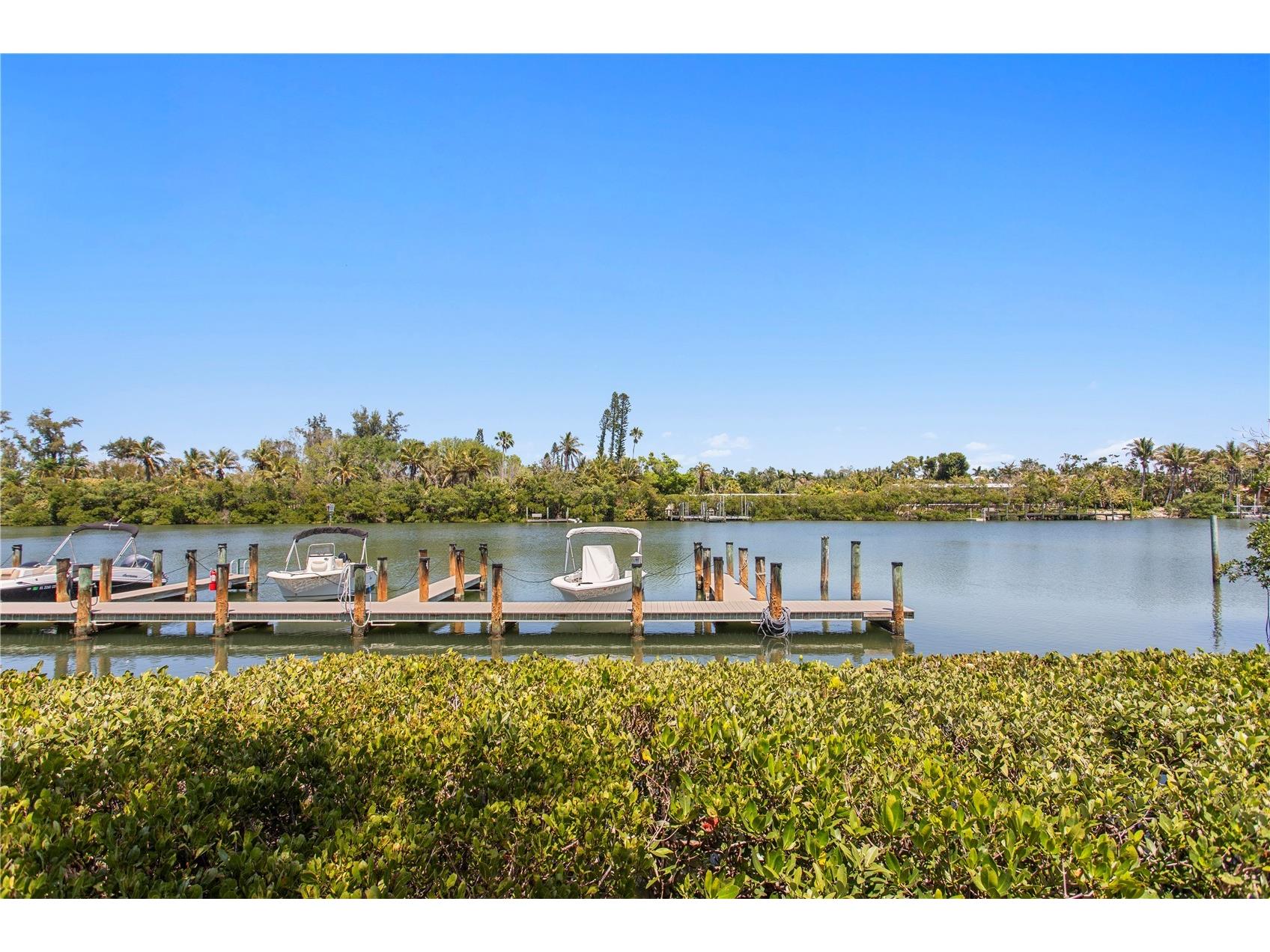6700 Gulf Of Mexico Drive #117 Longboat Key FL 34228 - BISHOP'S BAYOU A4687787 image35