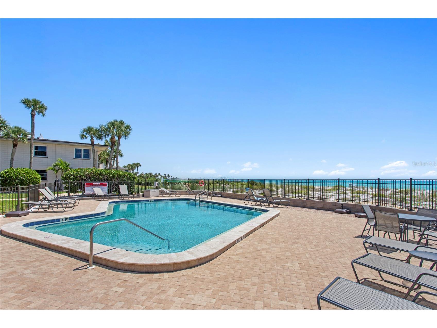 6700 Gulf Of Mexico Drive #117 Longboat Key FL 34228 - BISHOP'S BAYOU A4687787 image41