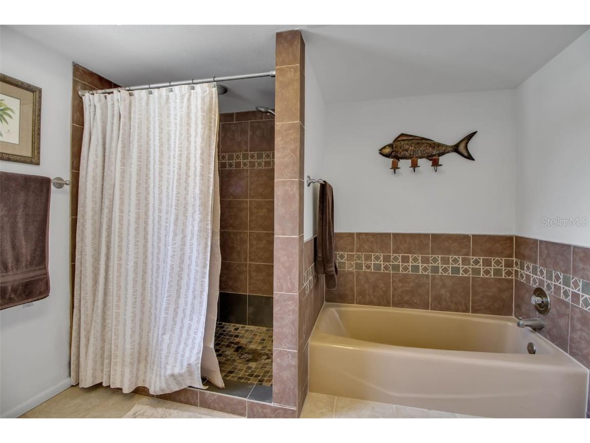 6700 Shetland Way Sarasota FL 34241 A4661308 image48