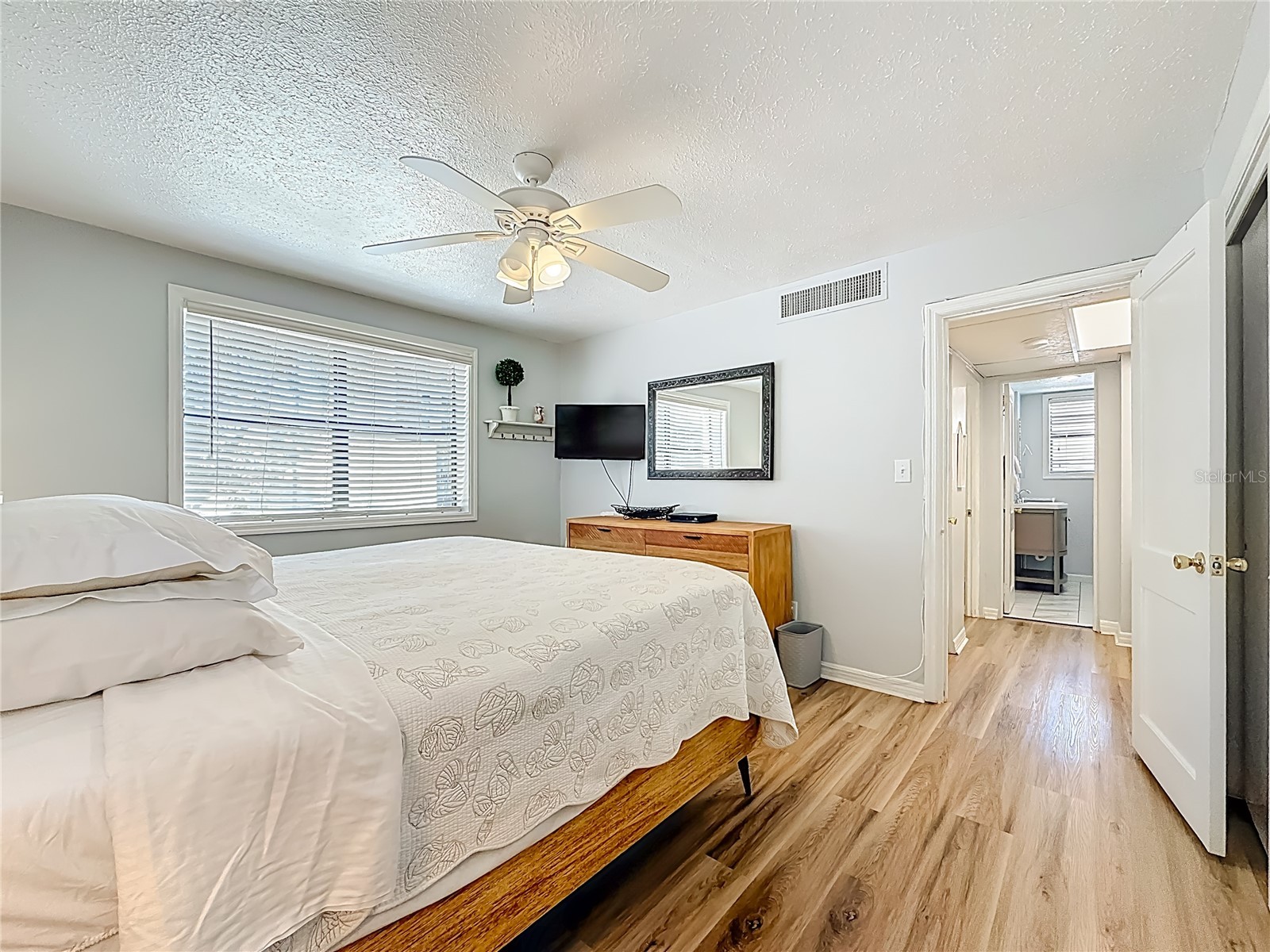 6700 Sunset Way #604 Saint Pete Beach FL 33706 TB8489168 image17