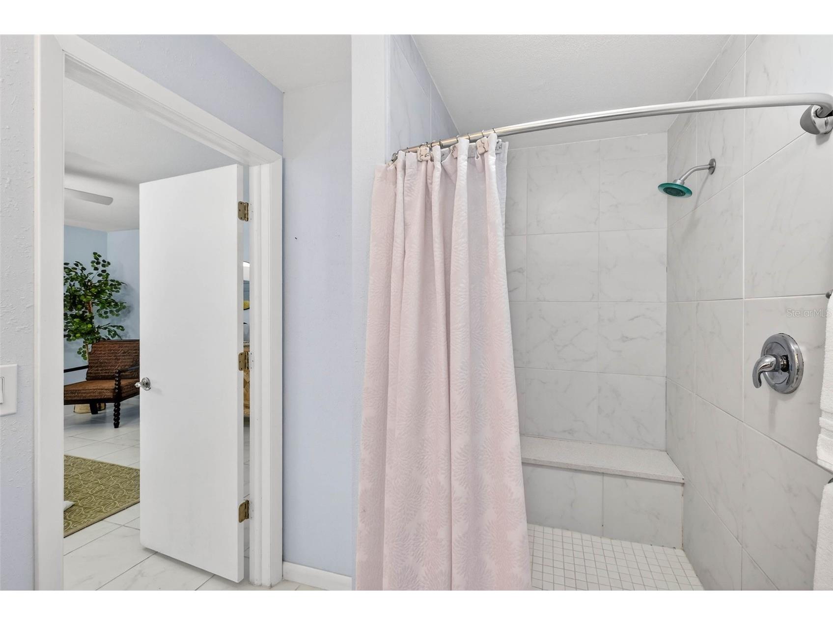 6701 Burlington Avenue N Saint Petersburg FL 33710 TB8467047 image26