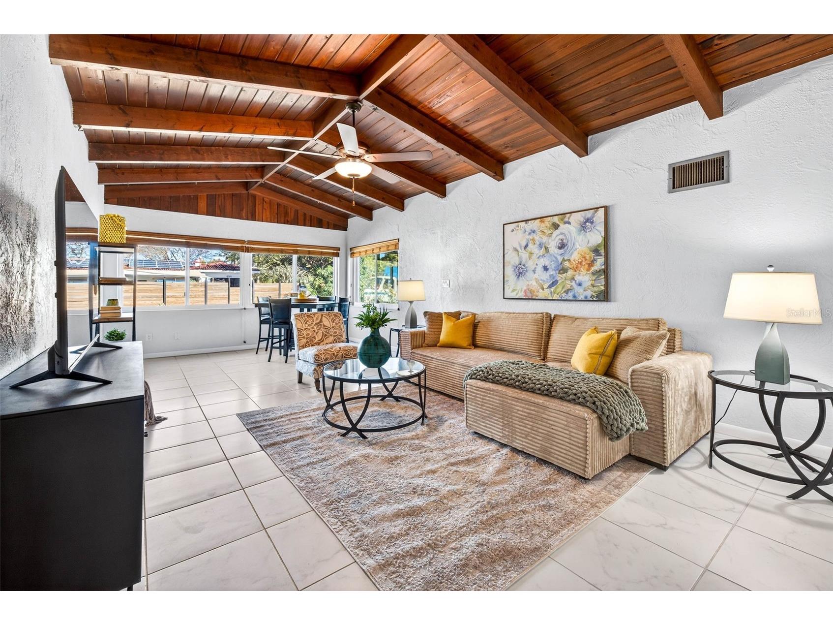 6701 Burlington Avenue N Saint Petersburg FL 33710 TB8467047 image3