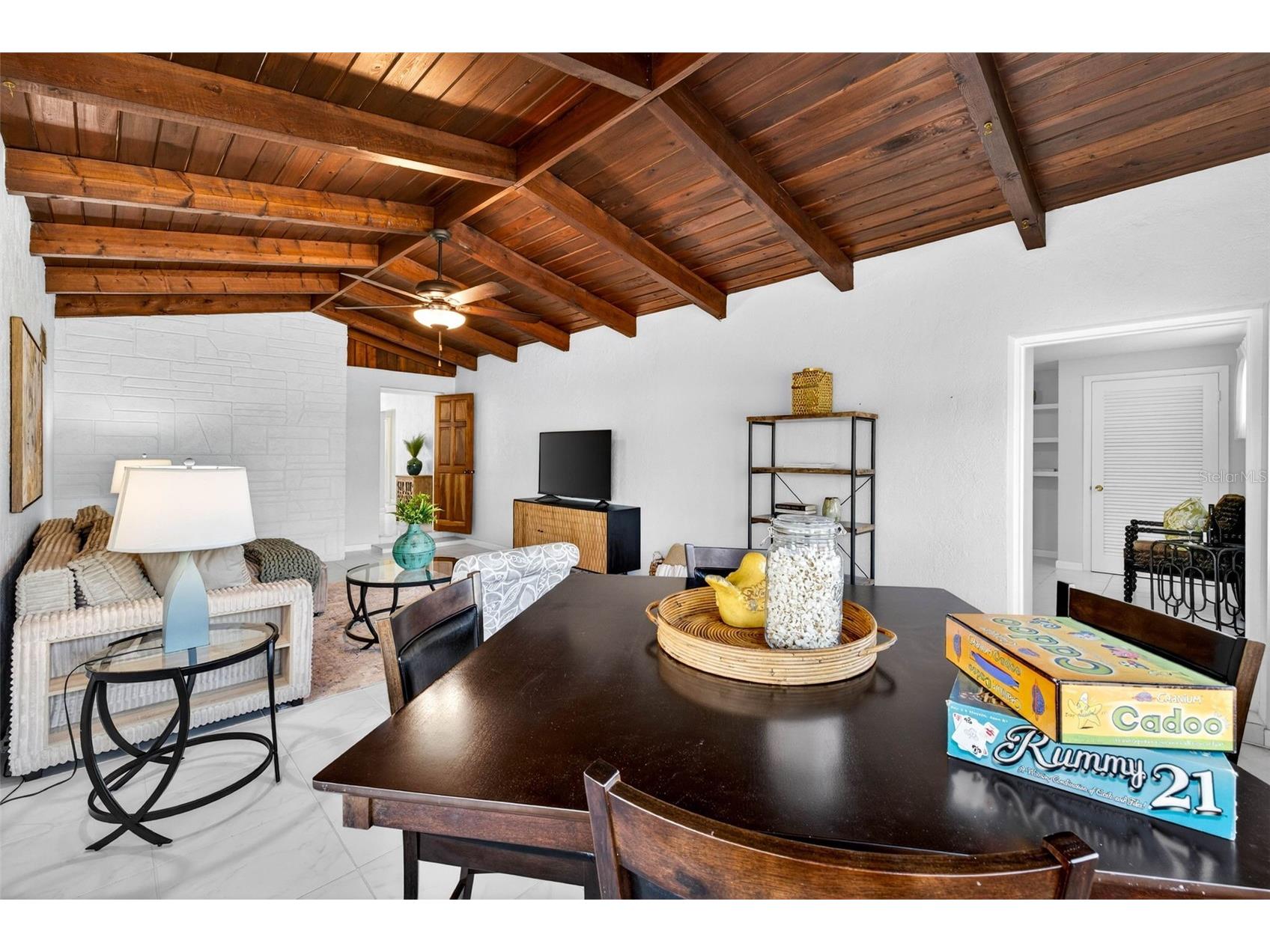 6701 Burlington Avenue N Saint Petersburg FL 33710 TB8467047 image30