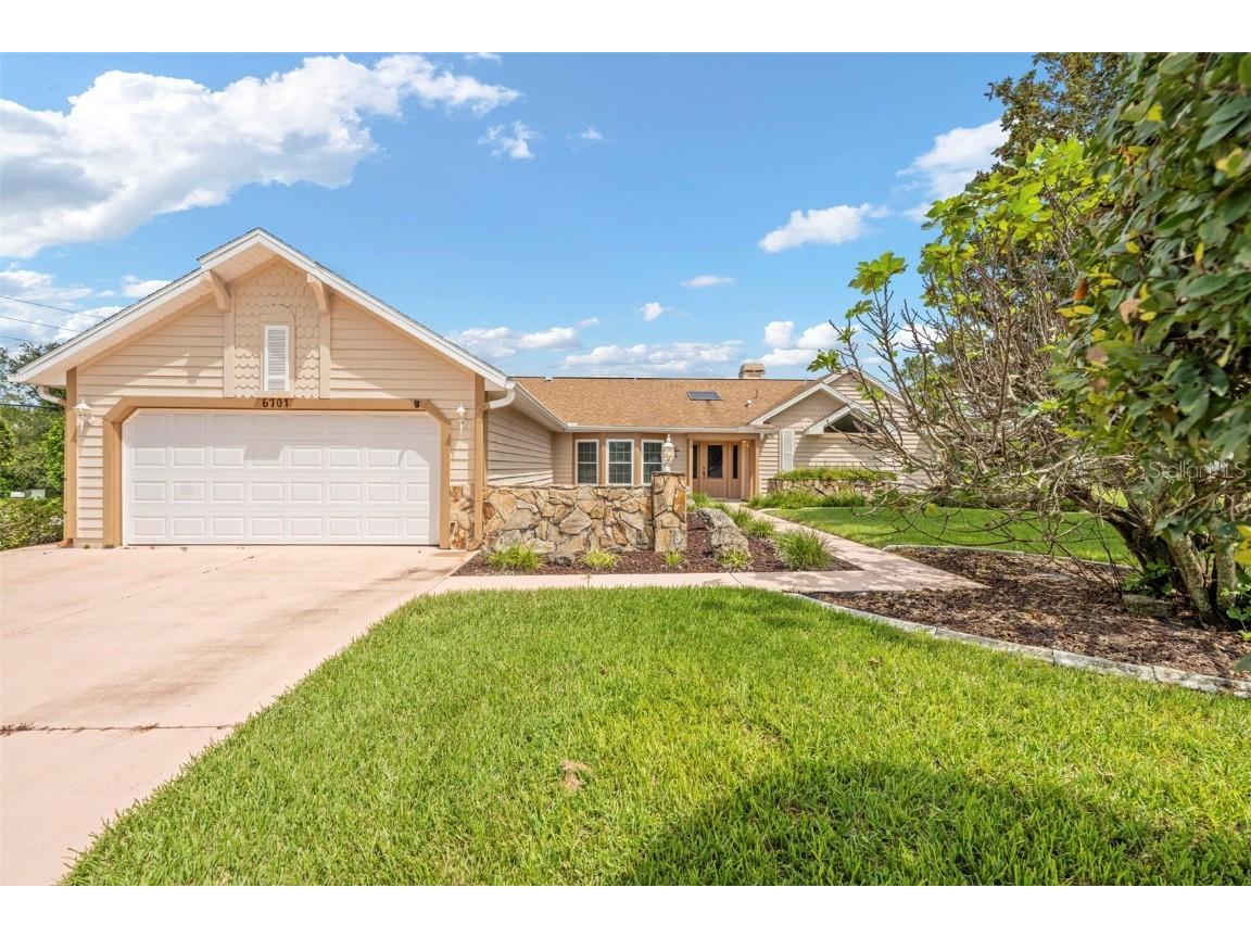 6701 Freeport Drive Spring Hill FL 34608 W7879797 image1