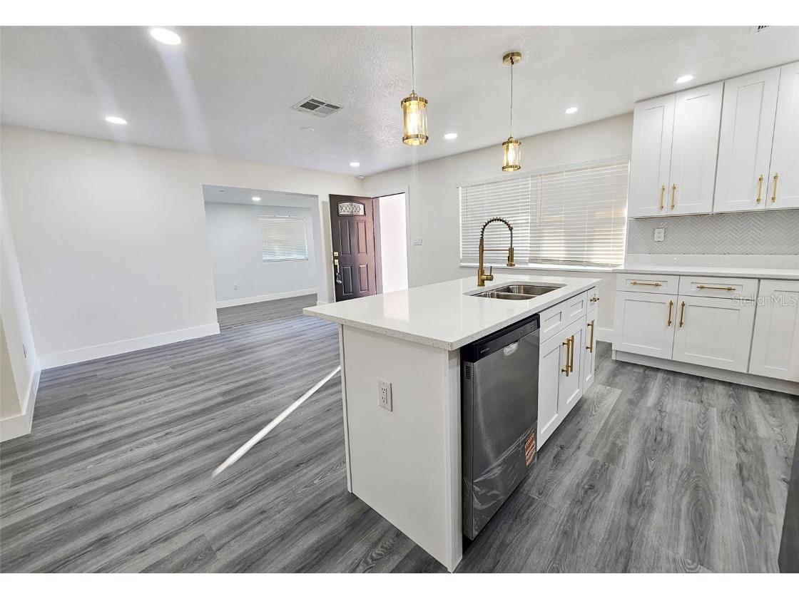 6701 N Habana Avenue Tampa FL 33614 TB8444445 image12