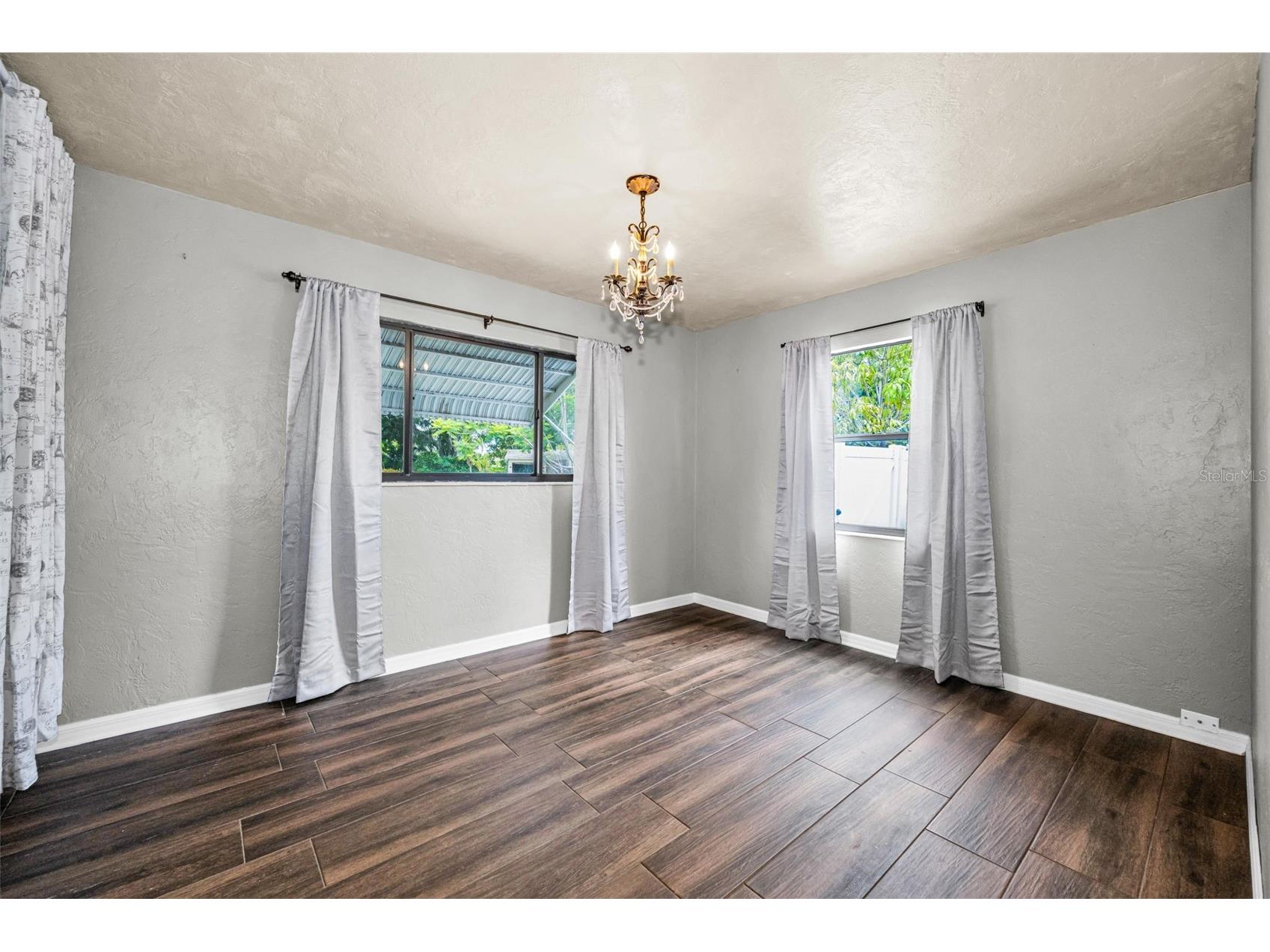 6701 Orchard Drive N Saint Petersburg FL 33702 TB8521483 image16