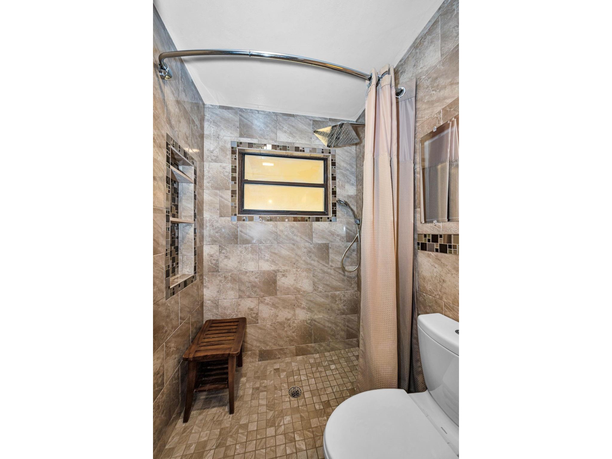 6701 Orchard Drive N Saint Petersburg FL 33702 TB8521483 image18