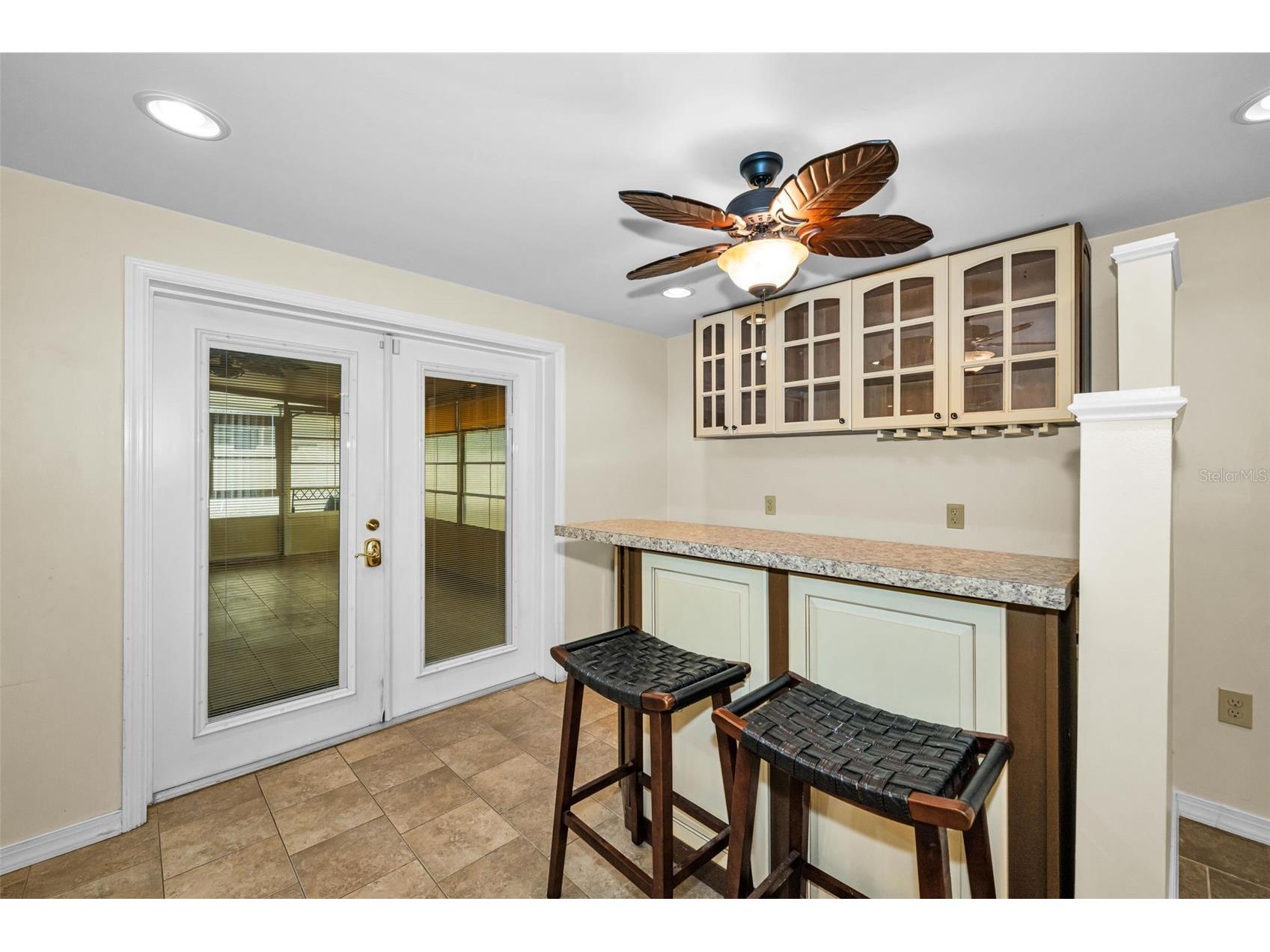6701 Orchard Drive N Saint Petersburg FL 33702 TB8521483 image23