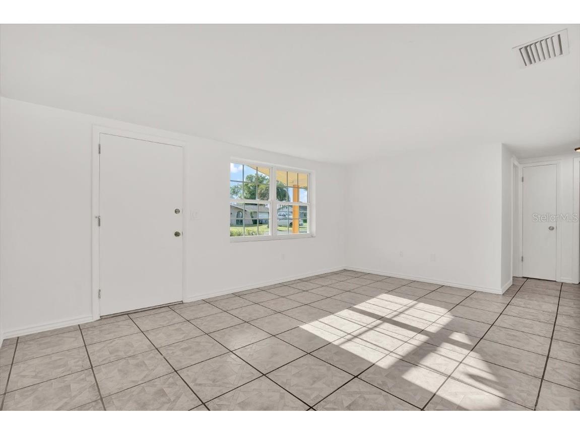 6701 Parkside Drive New Port Richey FL 34653 W7878722 image3