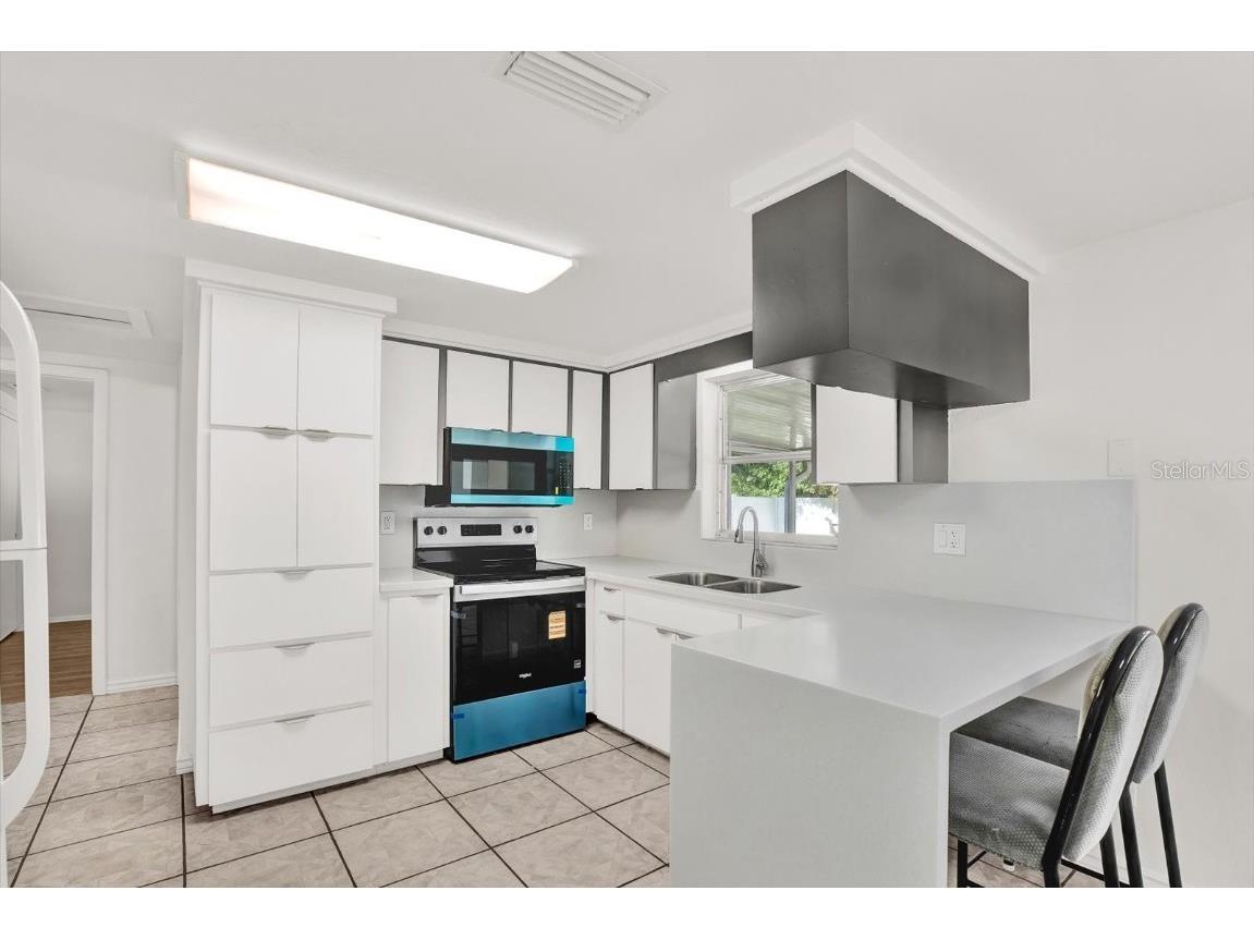 6701 Parkside Drive New Port Richey FL 34653 W7878722 image5