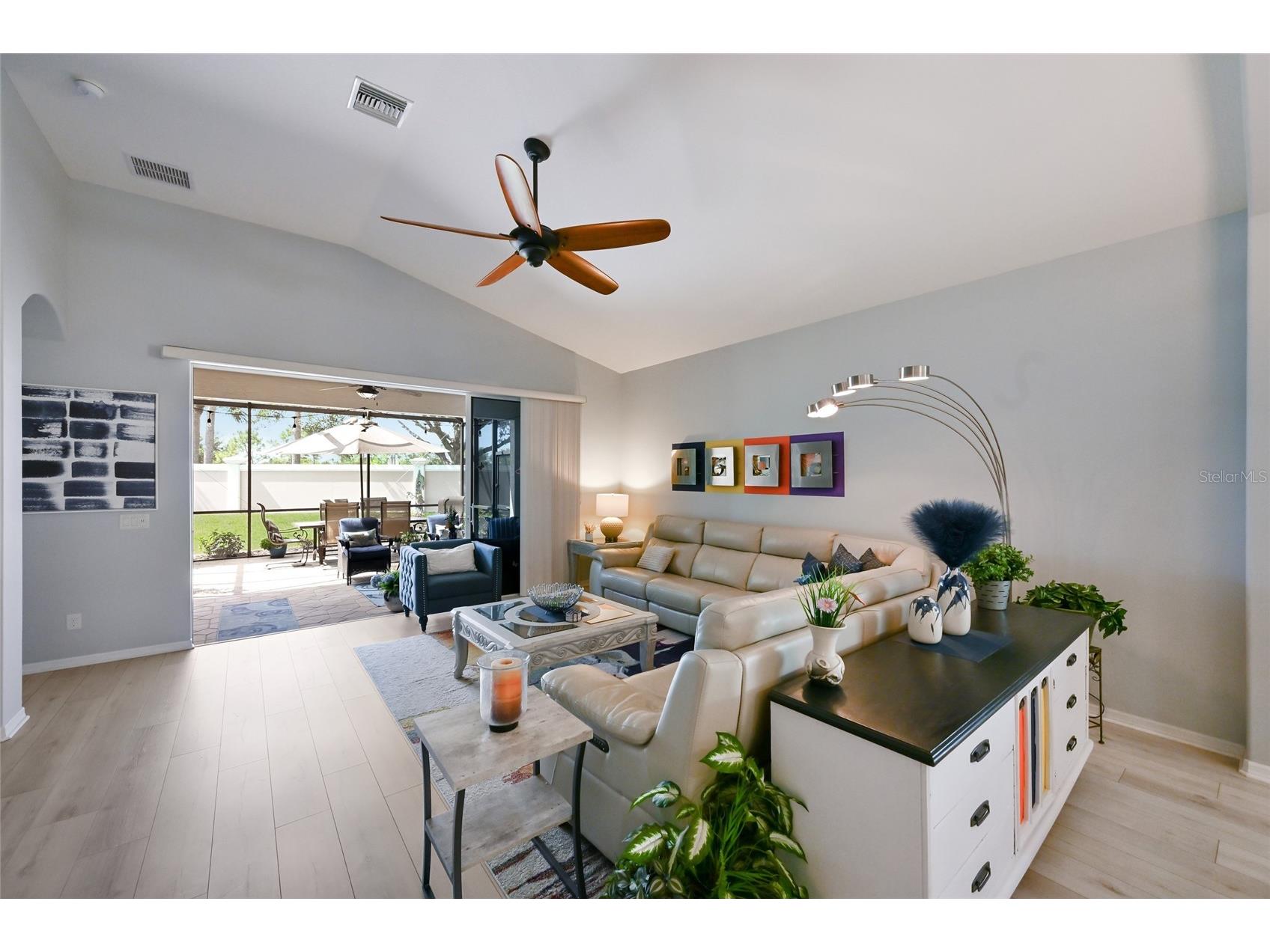 6702 41st Street Circle E Sarasota FL 34243 A4689972 image12