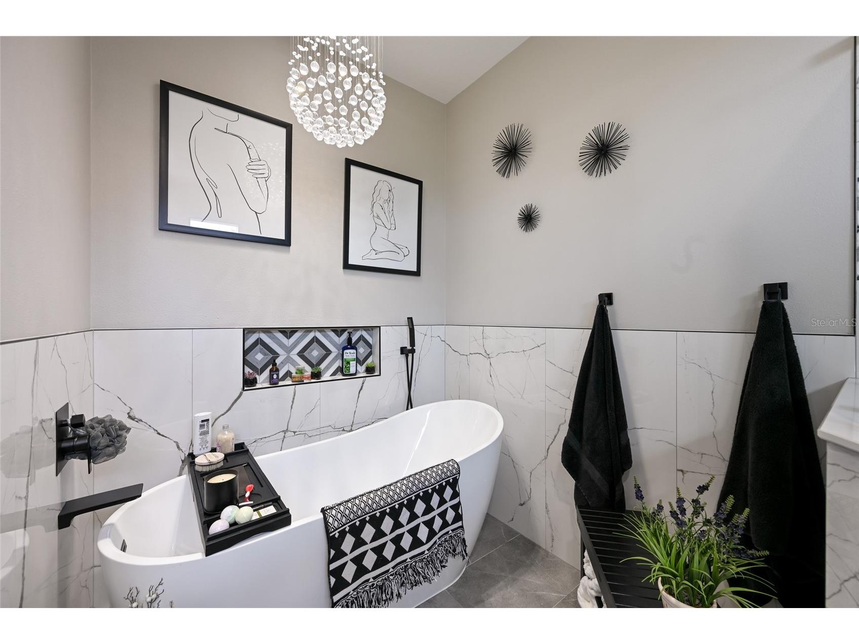 6702 41st Street Circle E Sarasota FL 34243 A4689972 image20
