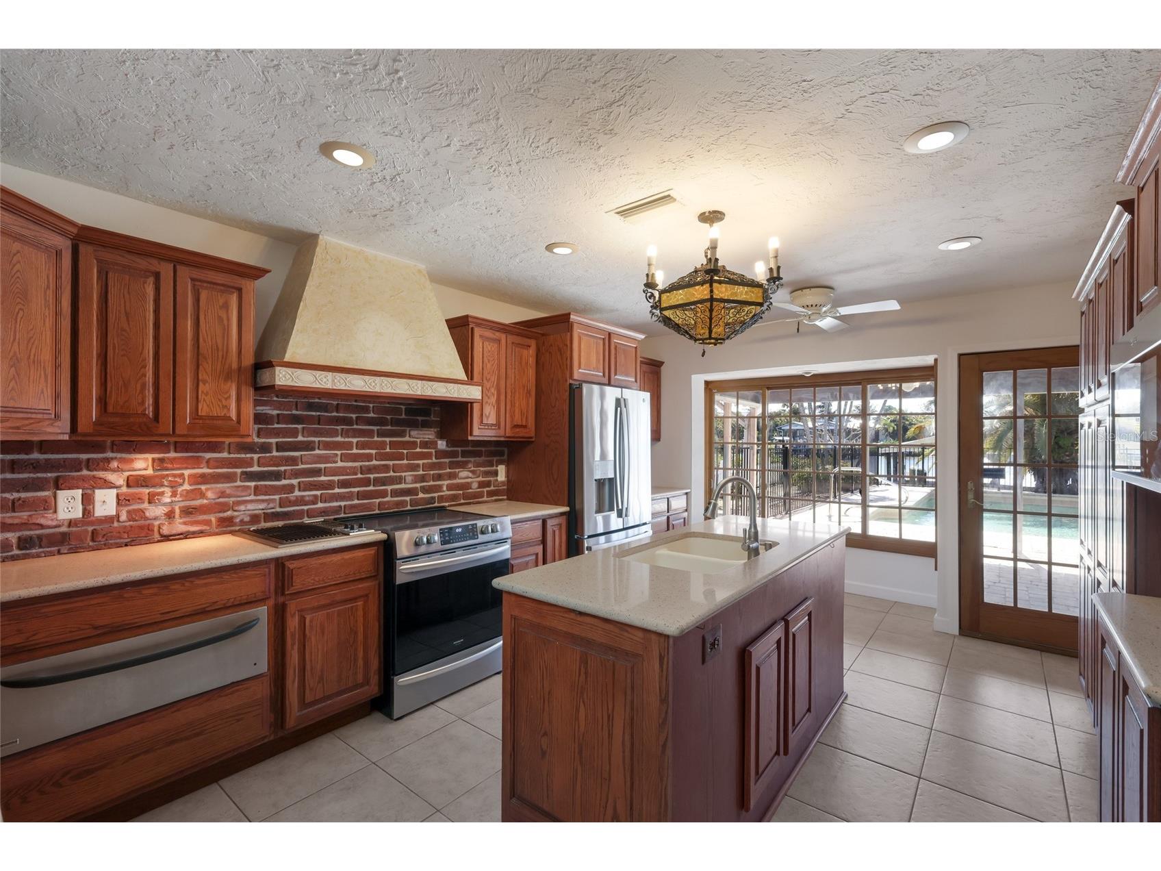 6703 9th Avenue NW Bradenton FL 34209 A4683245 image11