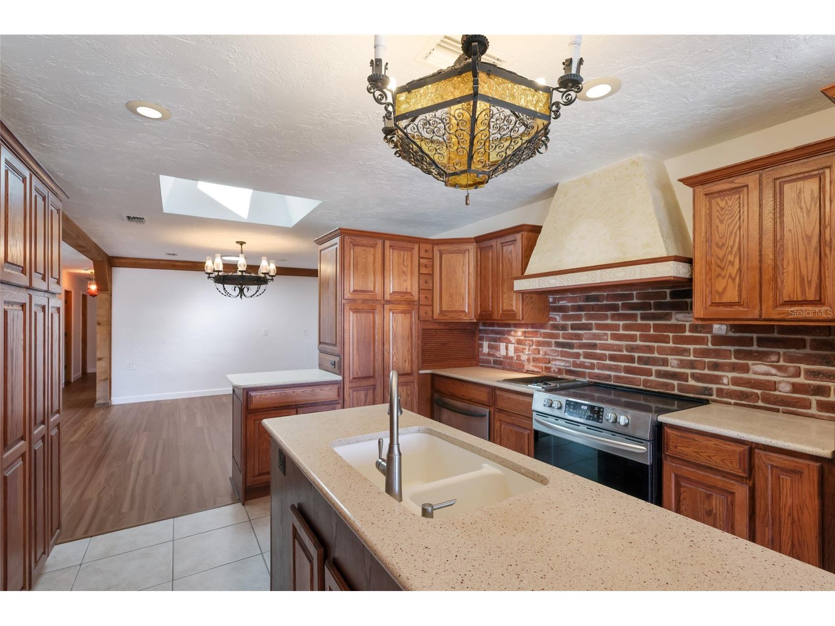 6703 9th Avenue NW Bradenton FL 34209 A4683245 image14